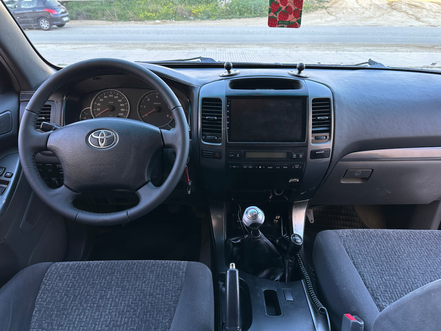 TOYOTA LAND CRUISER 120