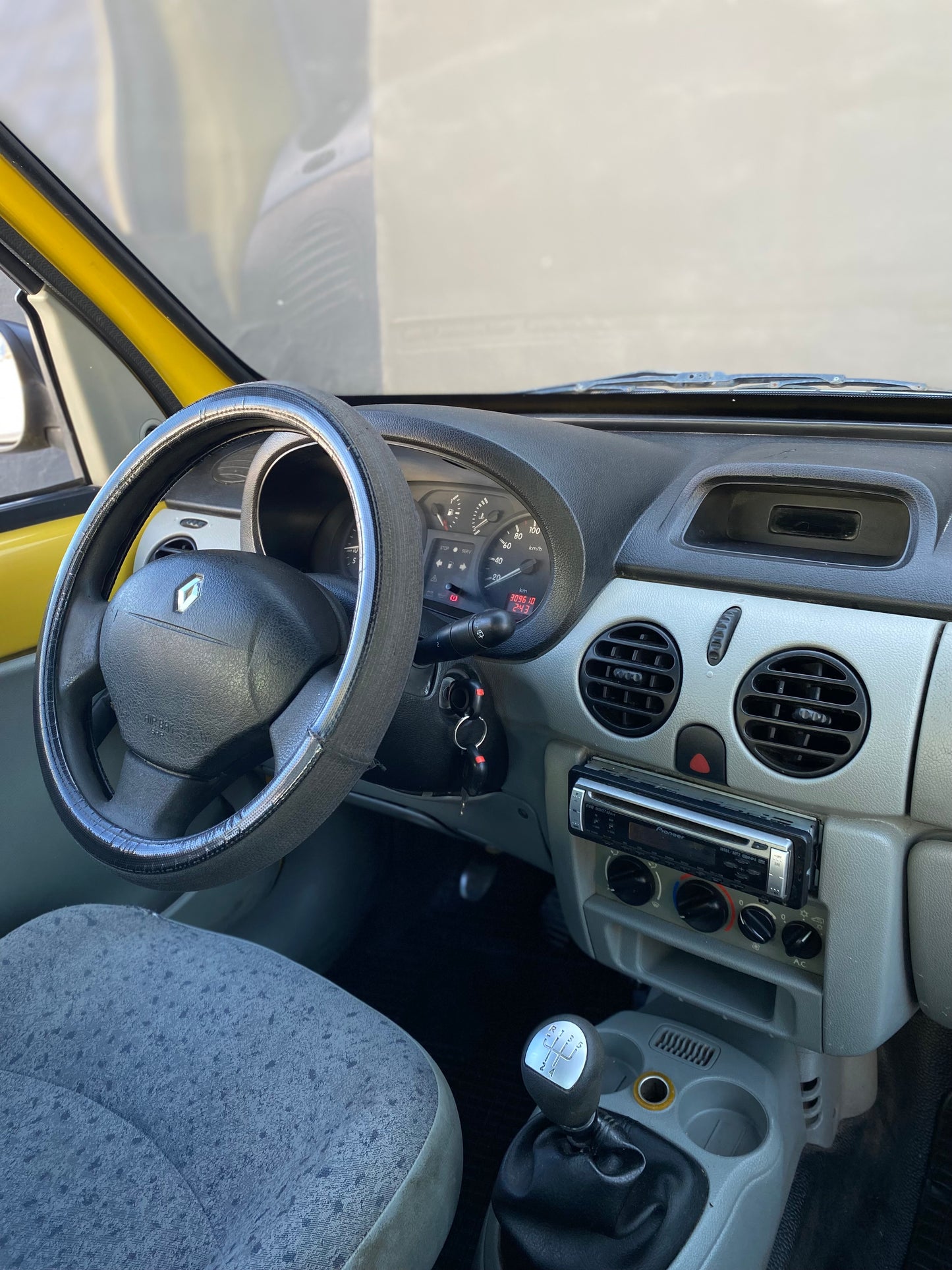 RENAULT KANGOO 1.5 DCI