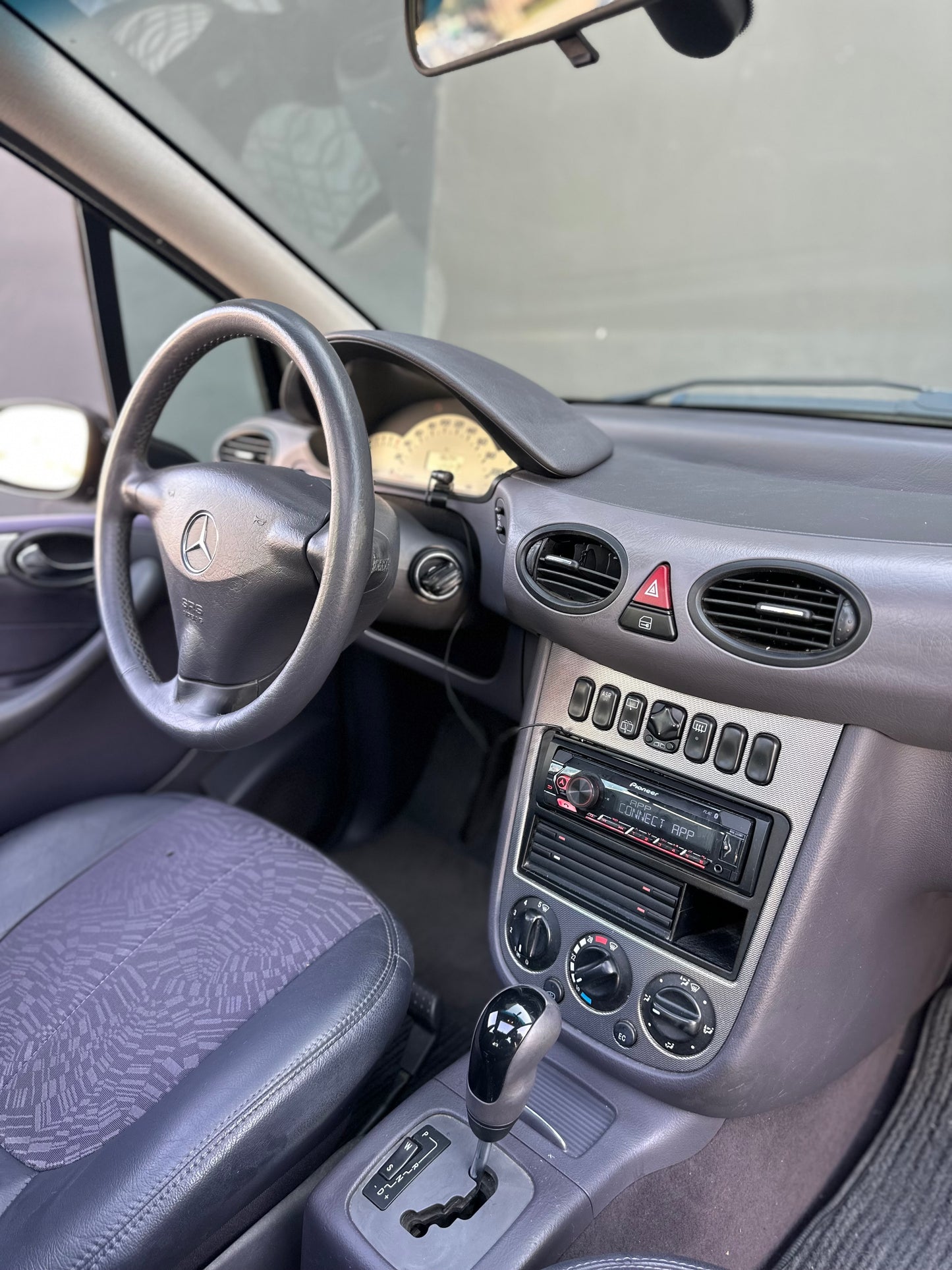 MERCEDES BENZ CLASE A 160