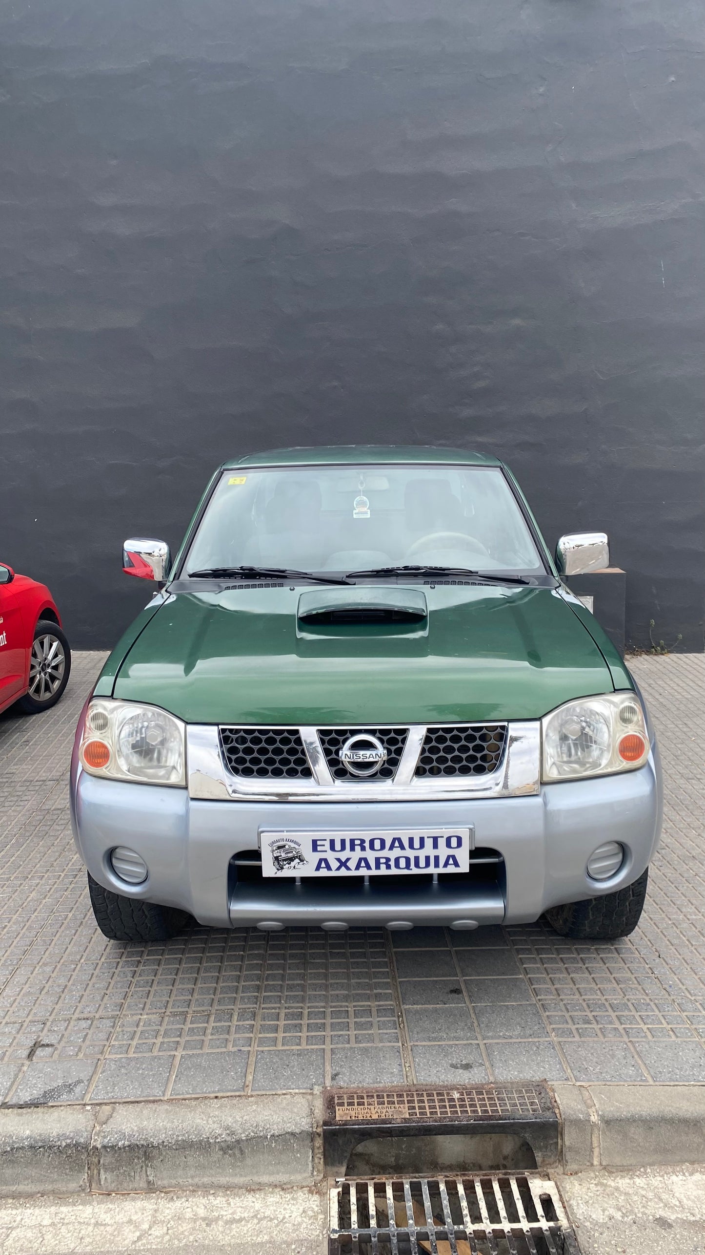 NISSAN NAVARA PICK-UP