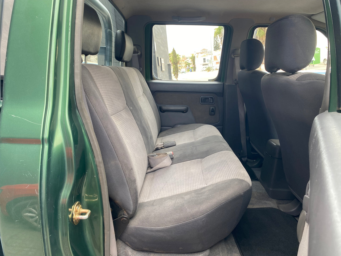 NISSAN NAVARA PICK-UP