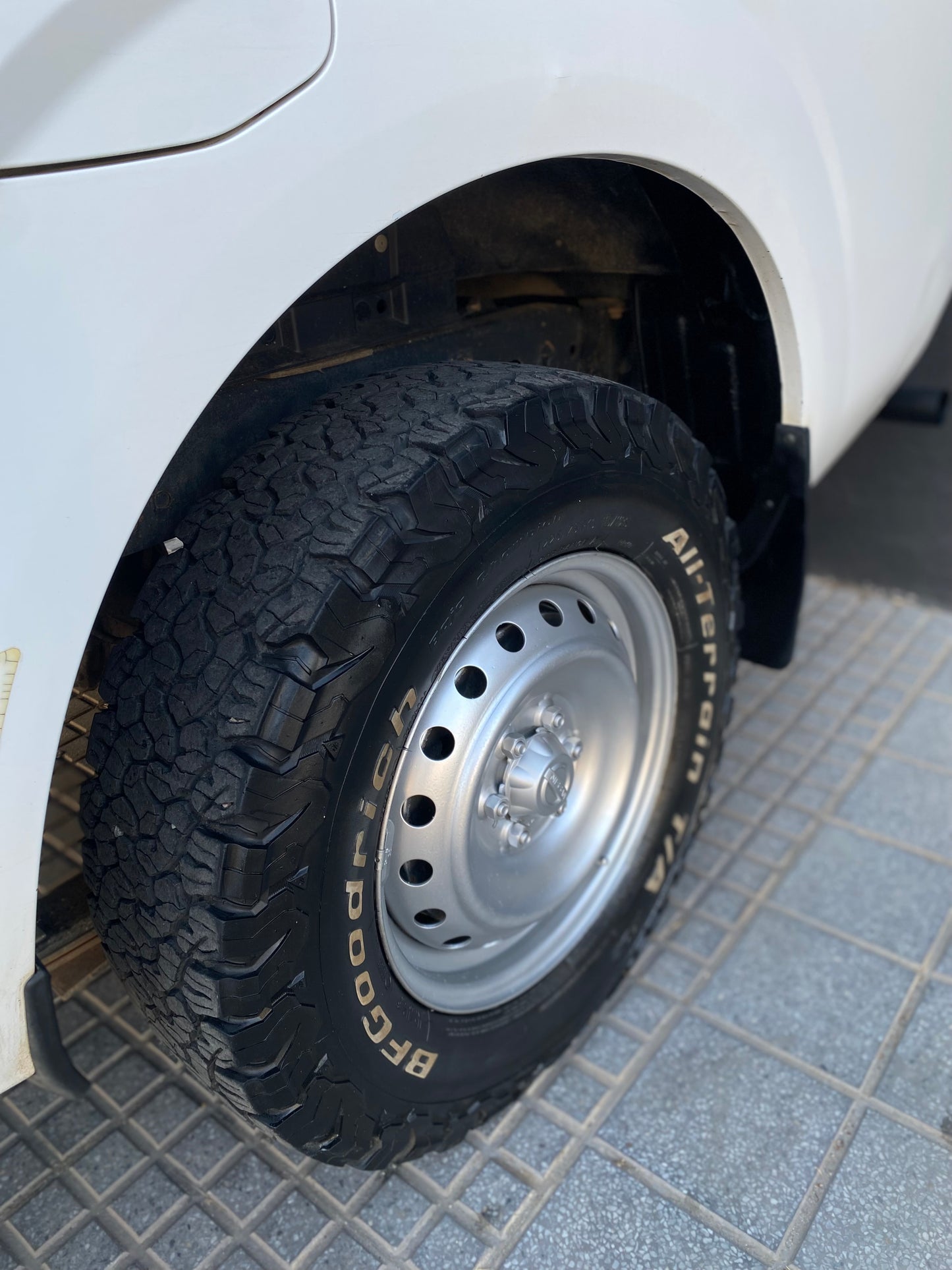 NISSAN NAVARA NP300