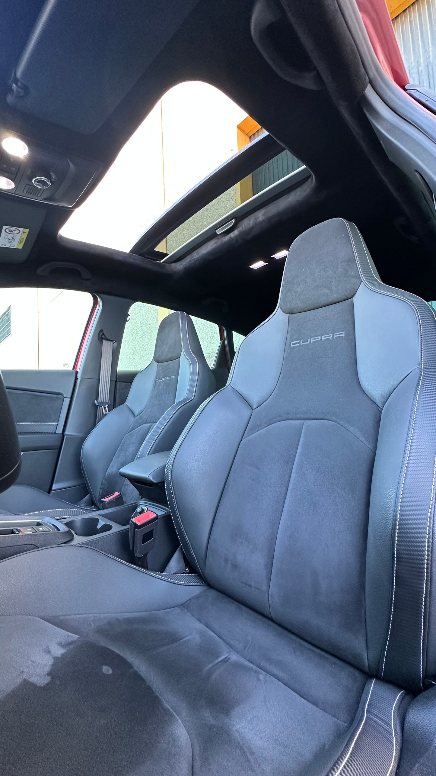SEAT LEON CUPRA 300