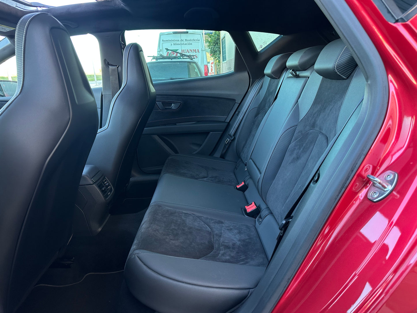 SEAT LEON CUPRA 300