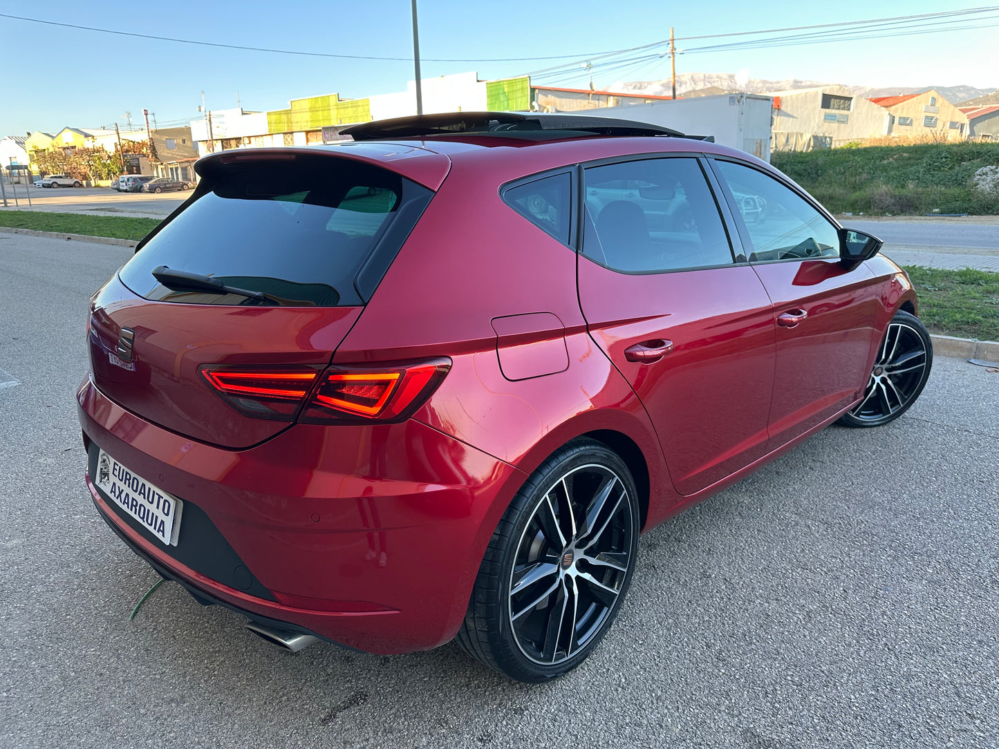 SEAT LEON CUPRA 300