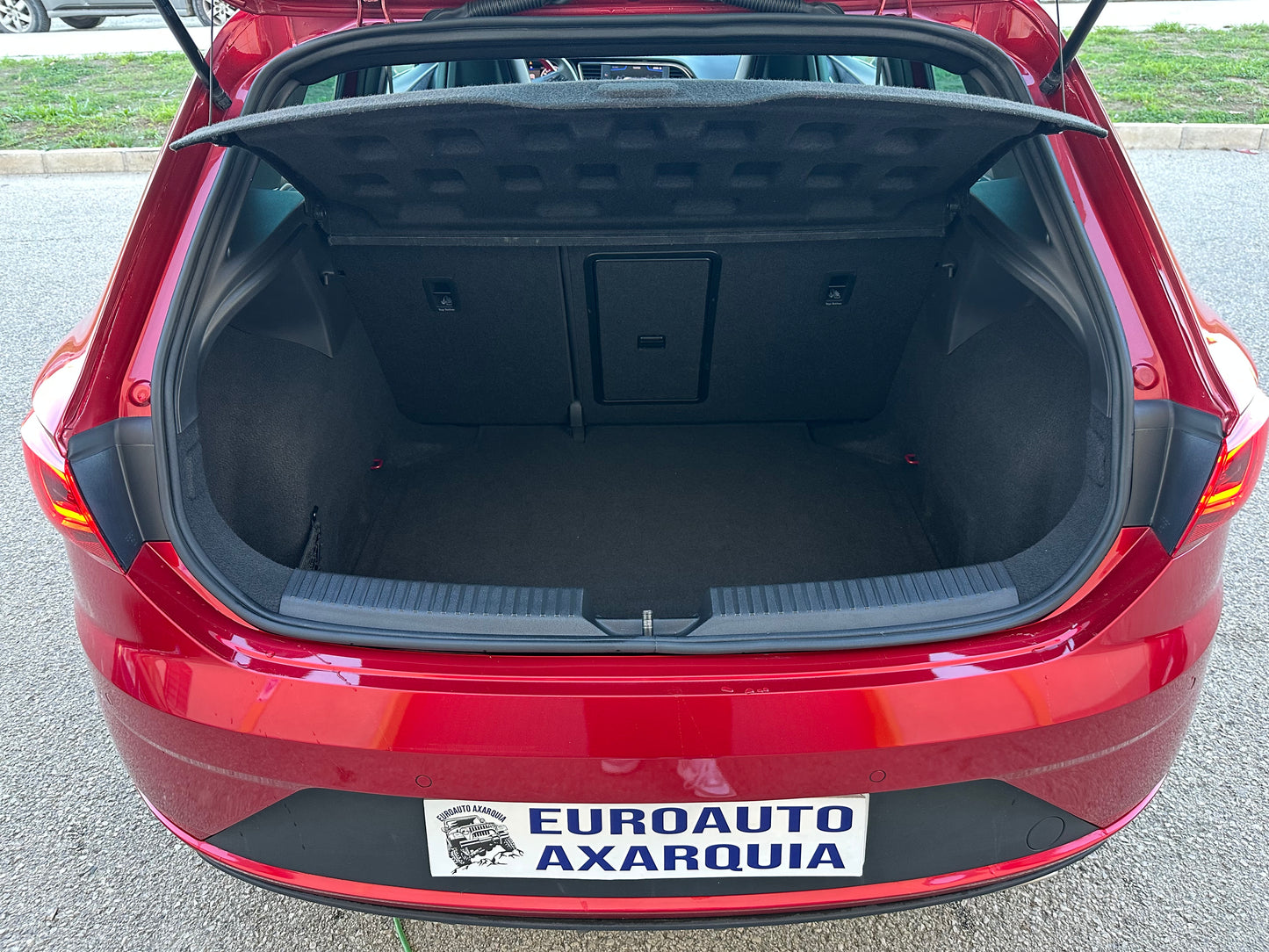 SEAT LEON CUPRA 300