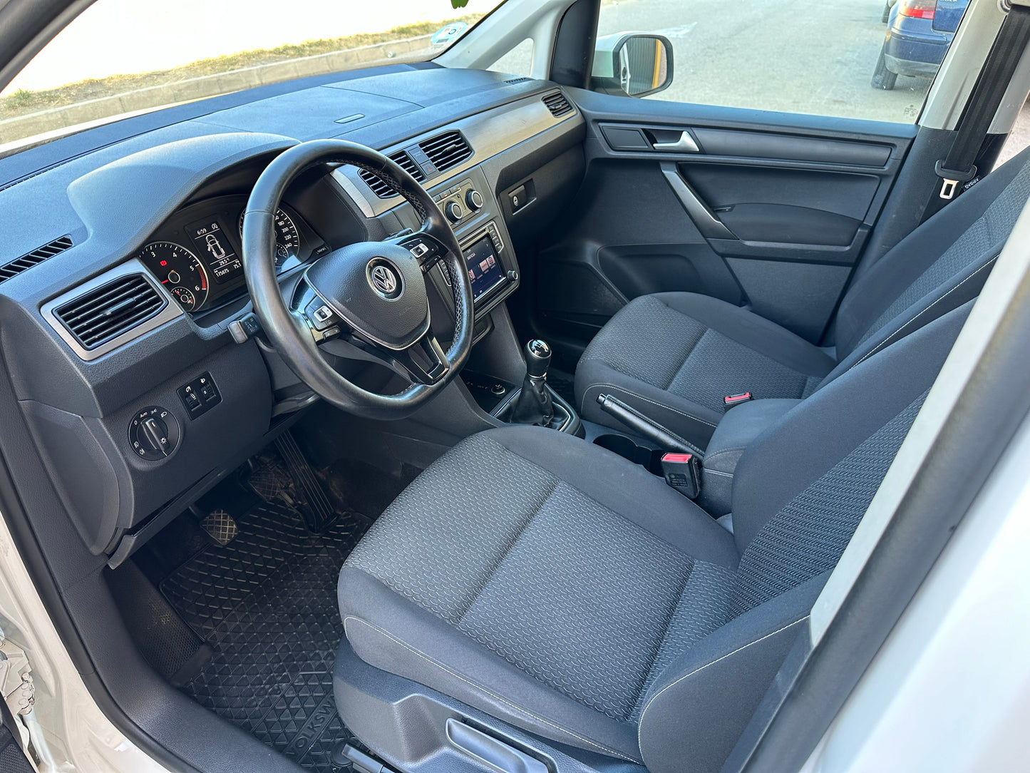 VOLKSWAGEN Caddy 2.0tdi 2018
