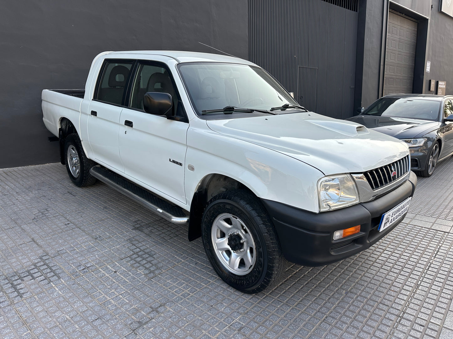 MITSUBISHI L200 PICK-UP