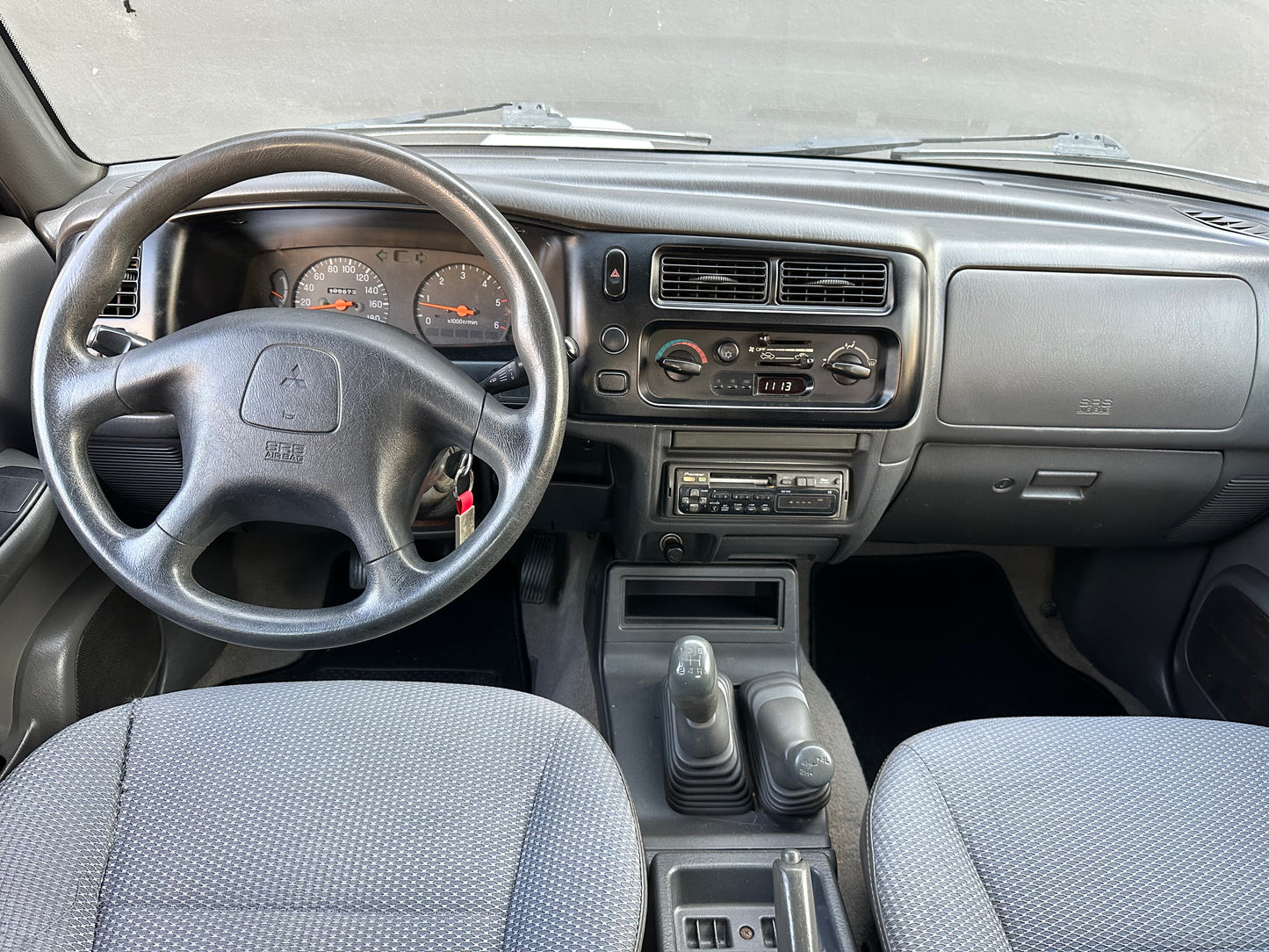 MITSUBISHI L200 PICK-UP