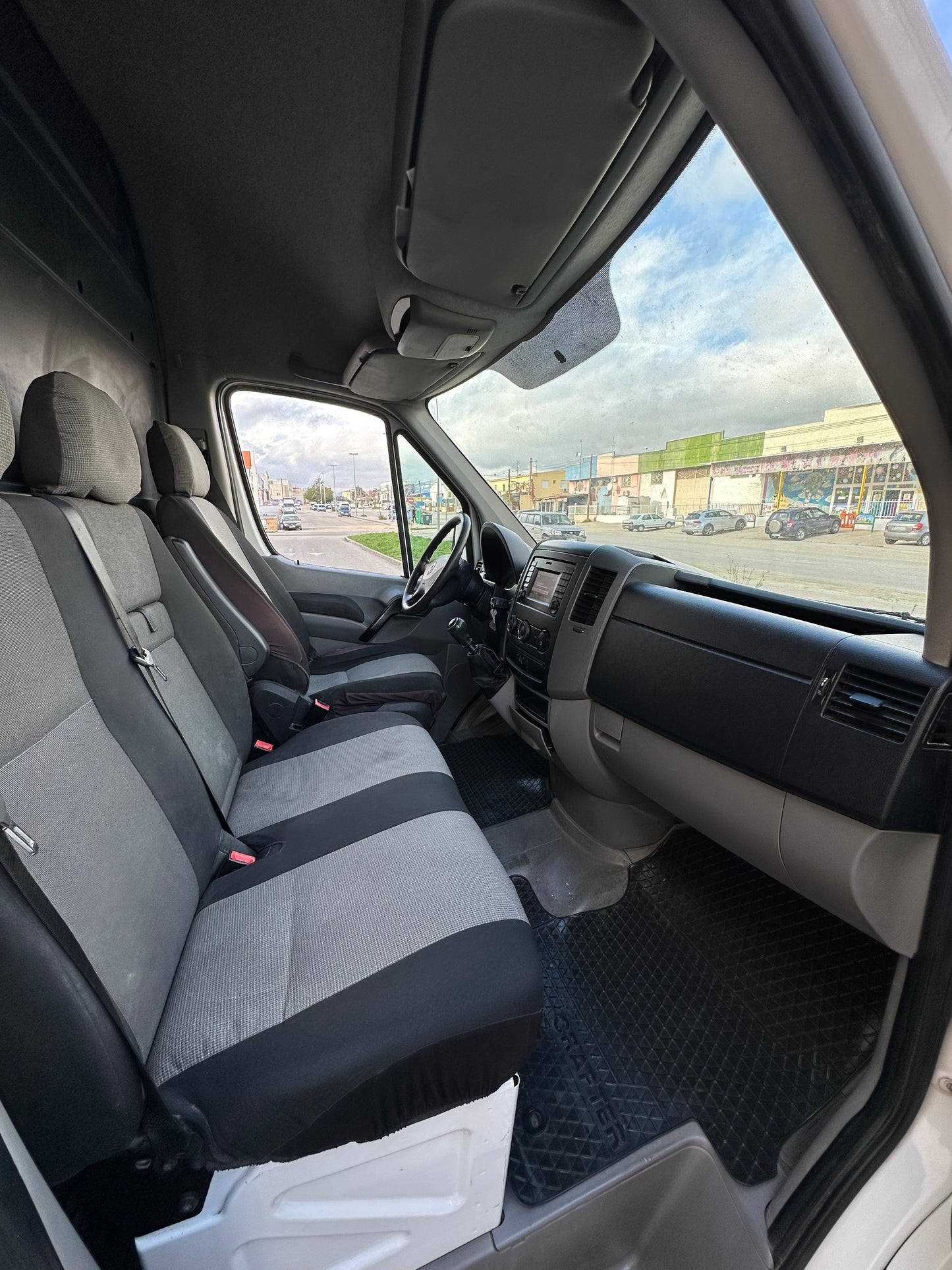 VOLKSWAGEN CRAFTER 2.0 TDI LH4