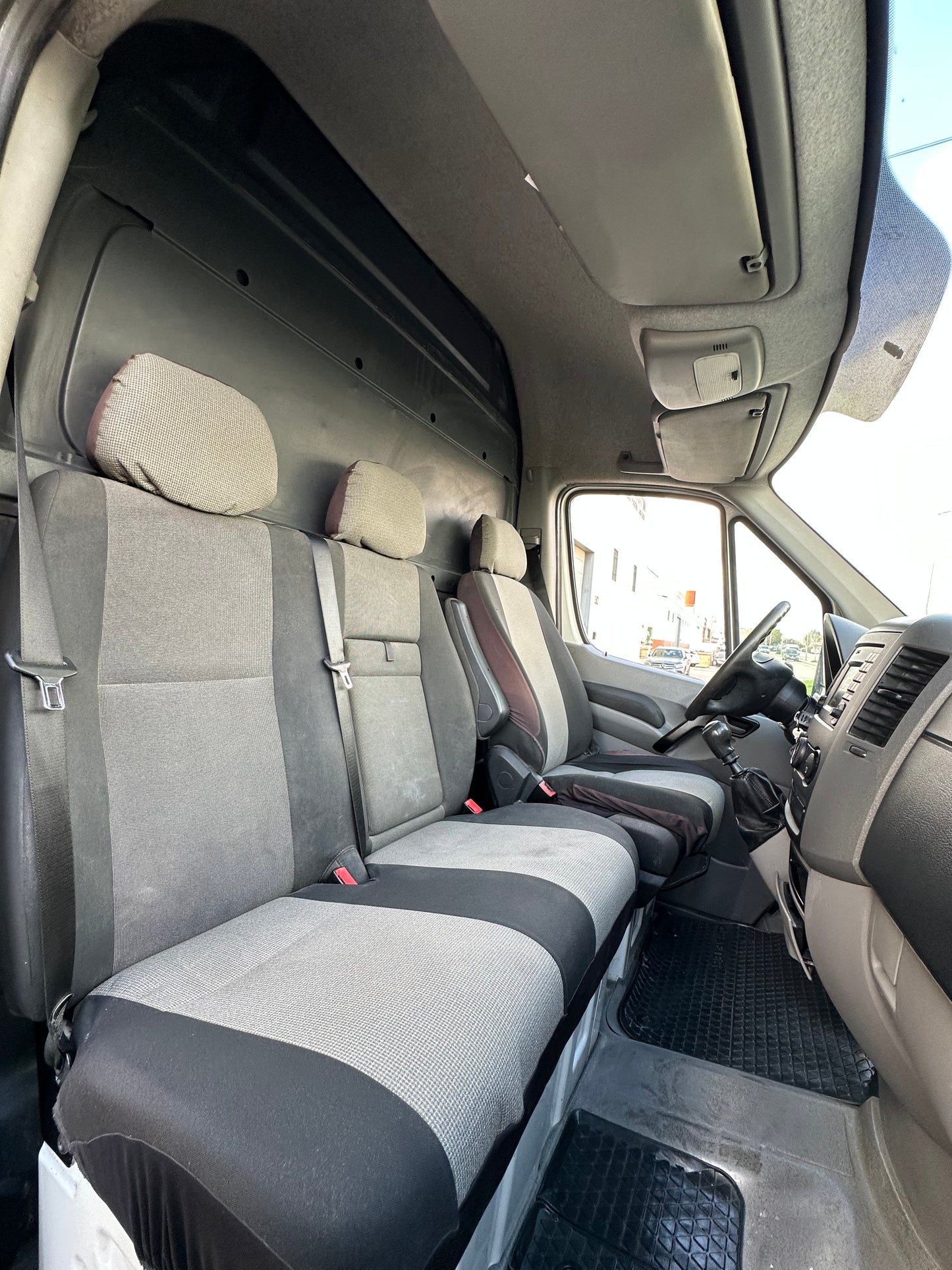 VOLKSWAGEN CRAFTER 2.0 TDI LH4