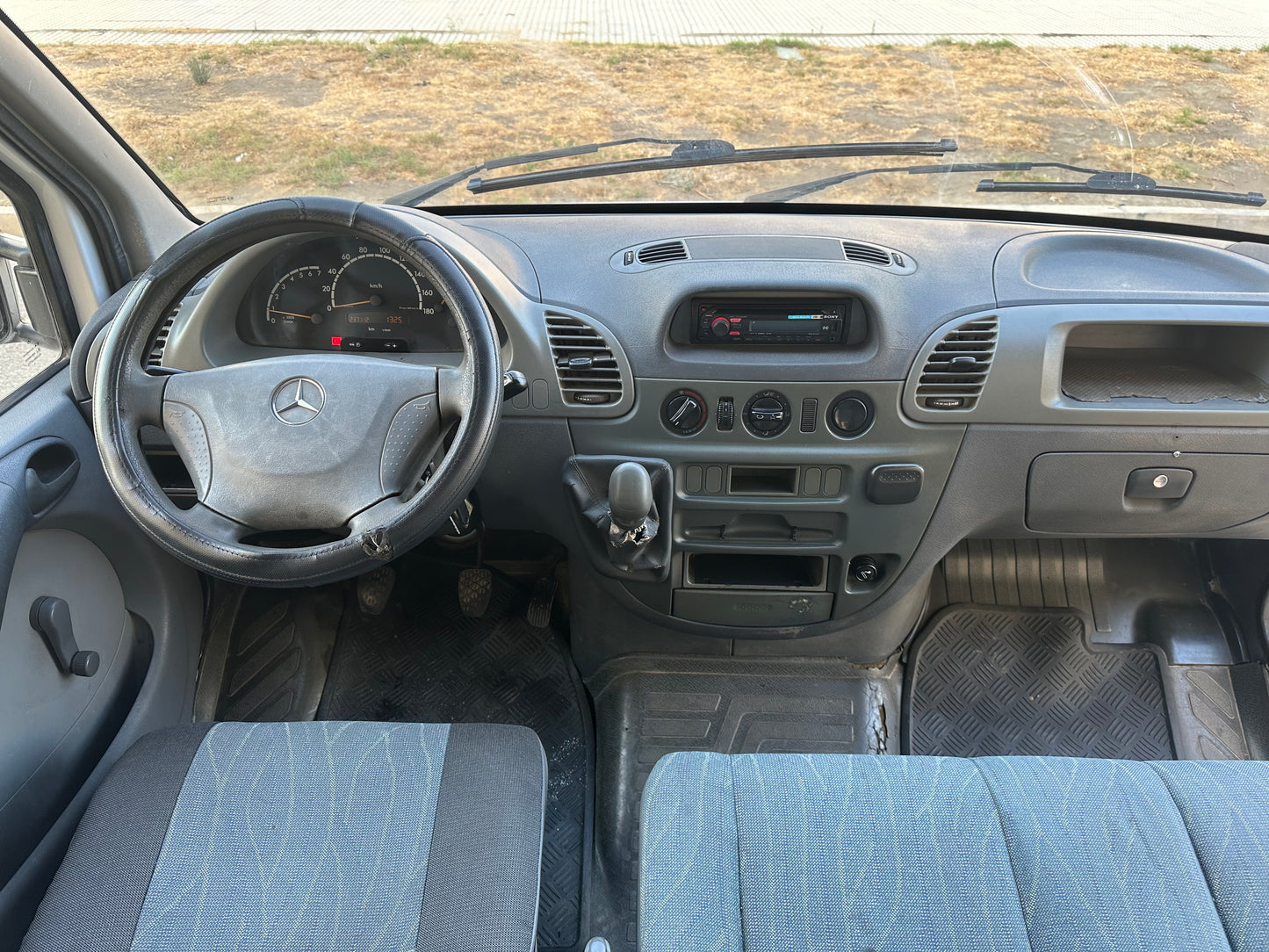 MERCEDES-BENZ Sprinter 208D MIXTO