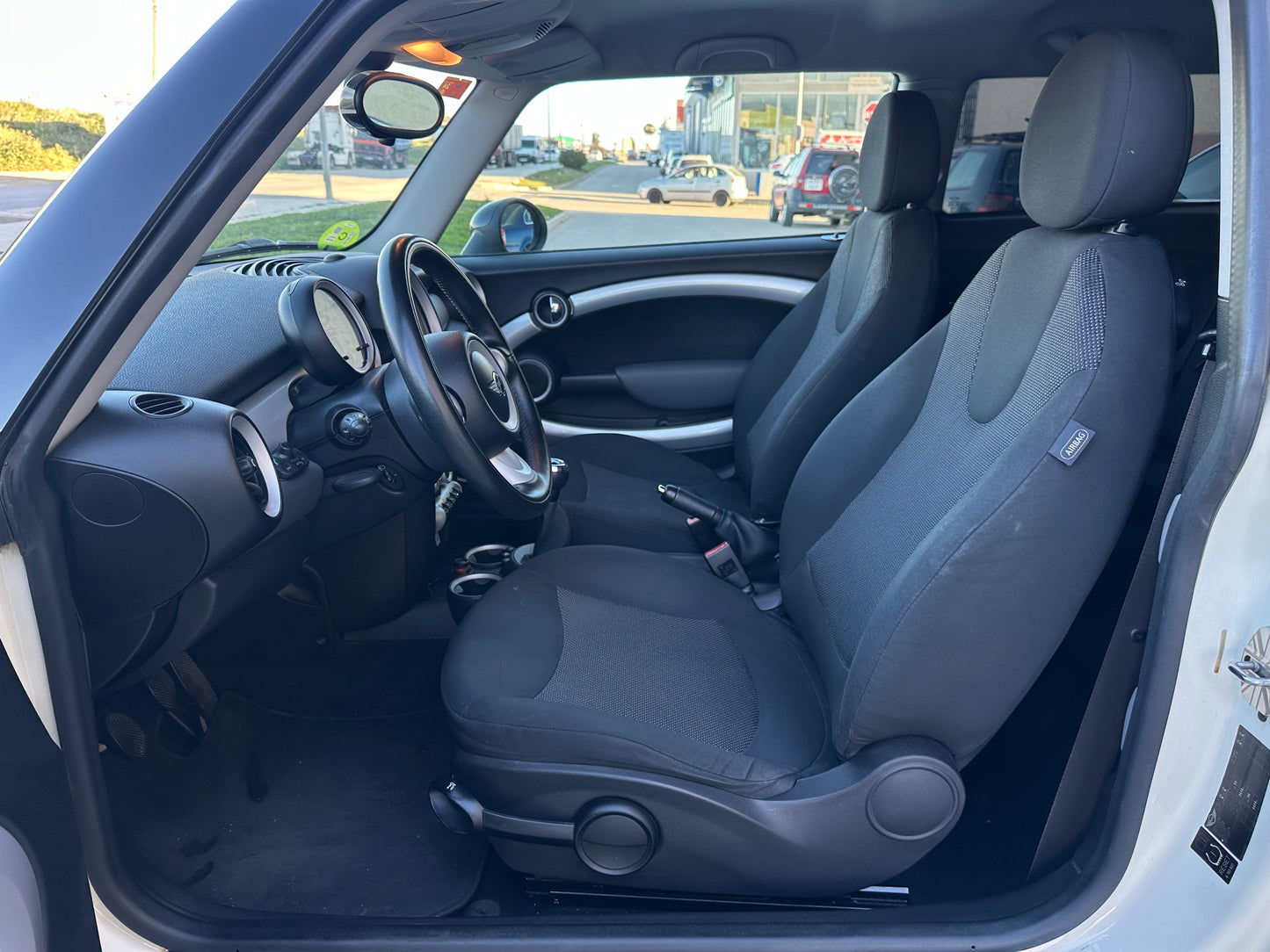 MINI COOPER 1.4