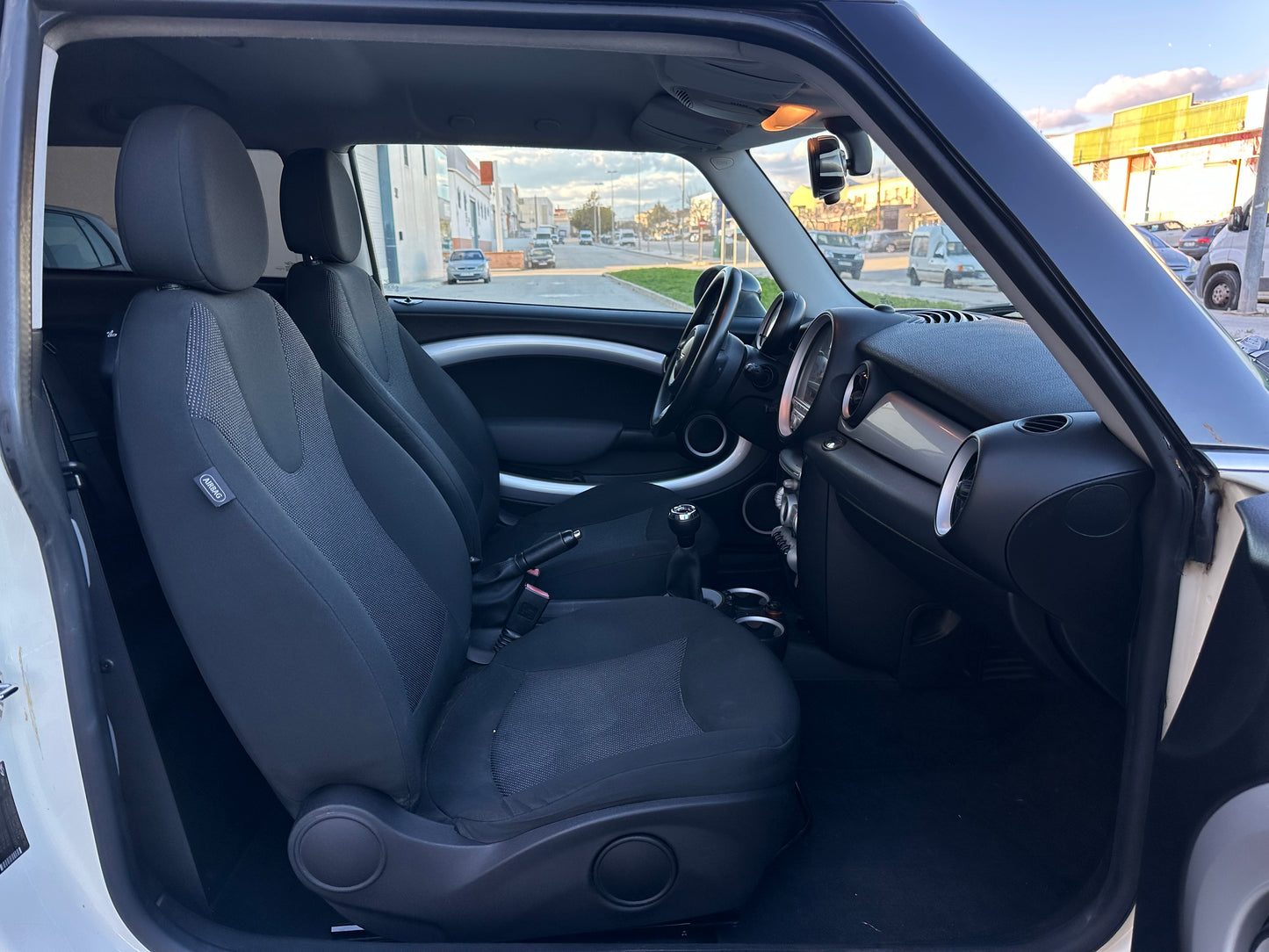 MINI COOPER 1.4