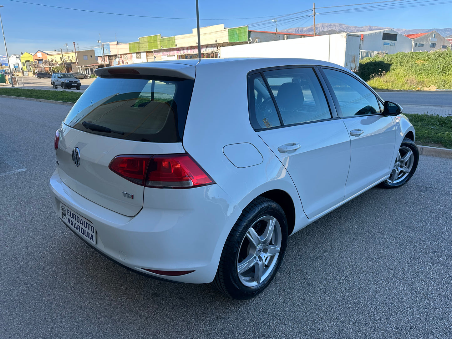 VOLKSWAGEN GOLF 7