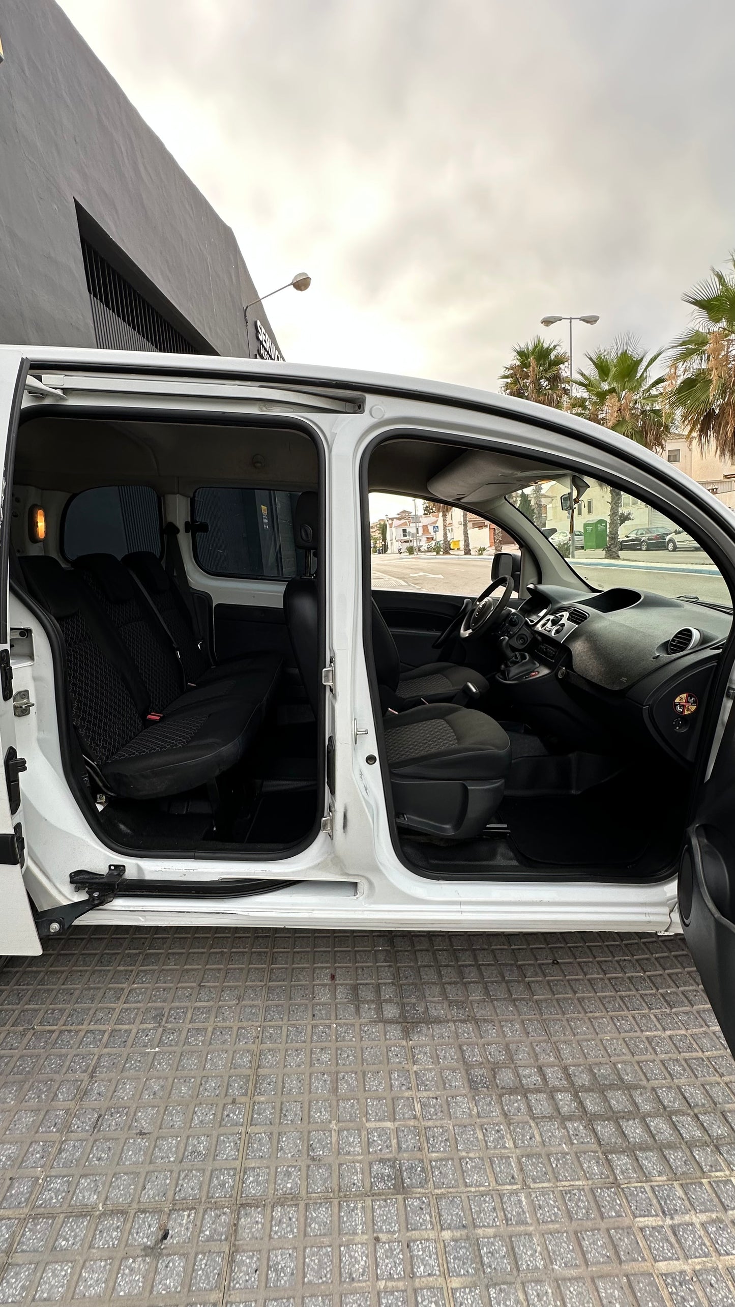 RENAULT KANGOO 1.5 DCI