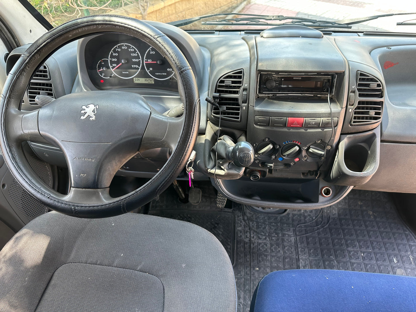 PEUGEOT BOXER CAJA ABIERTA