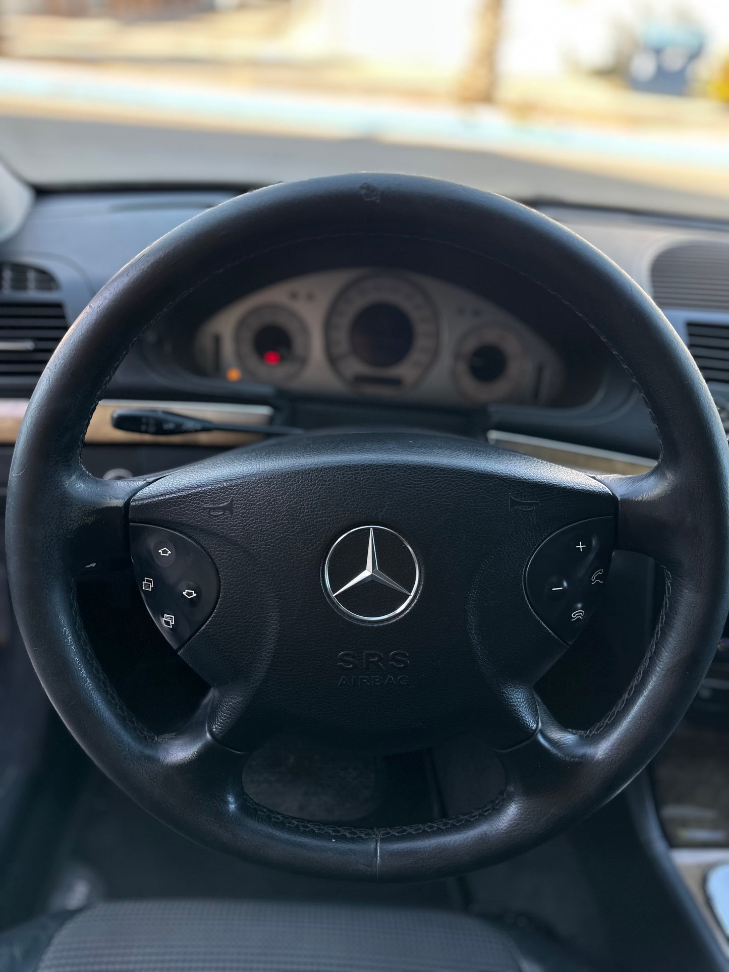MERCEDES BENZ CLASE E 270 CDI