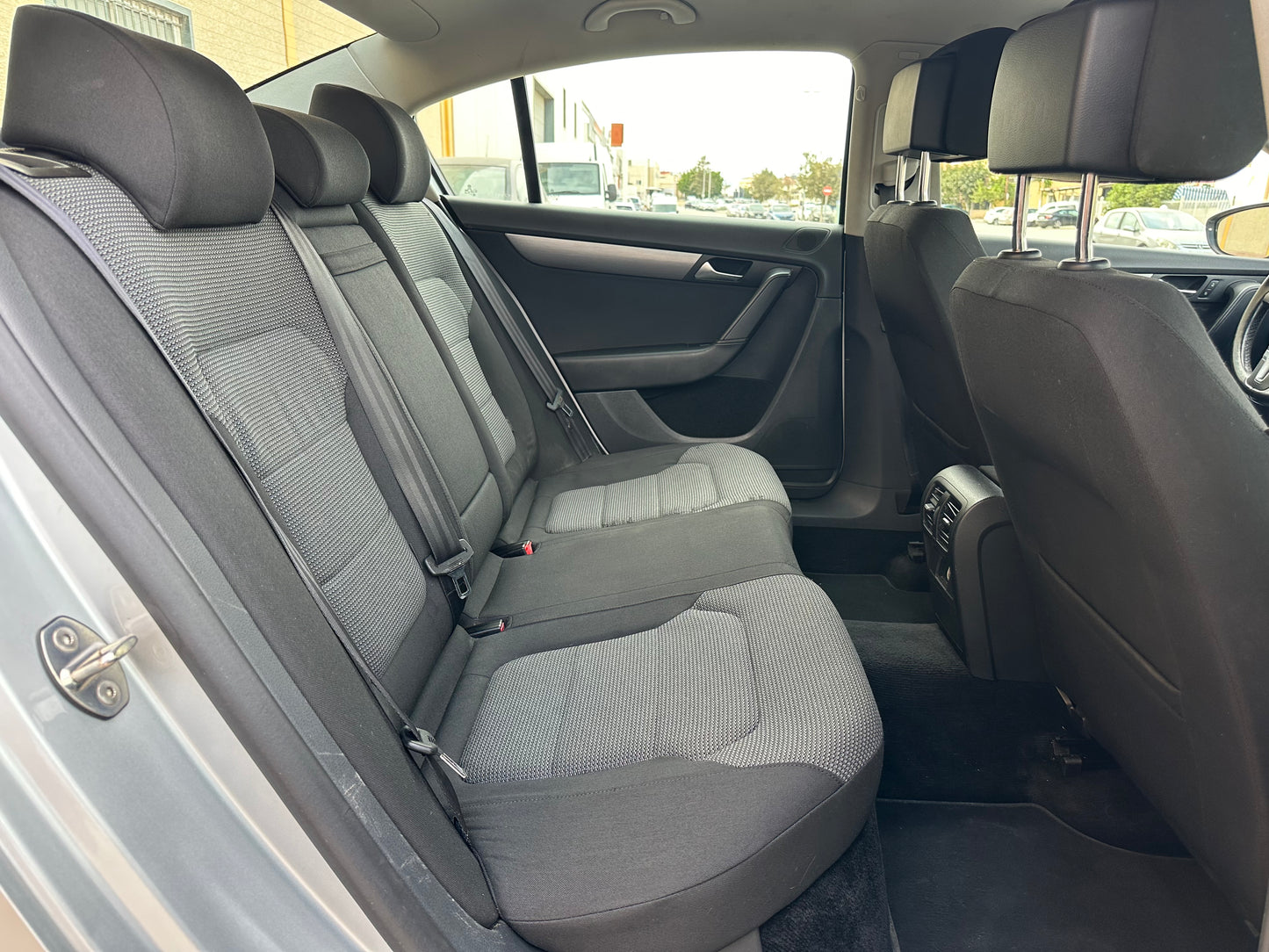 VOLKSWAGUEN PASSAT 2.0 TDI
