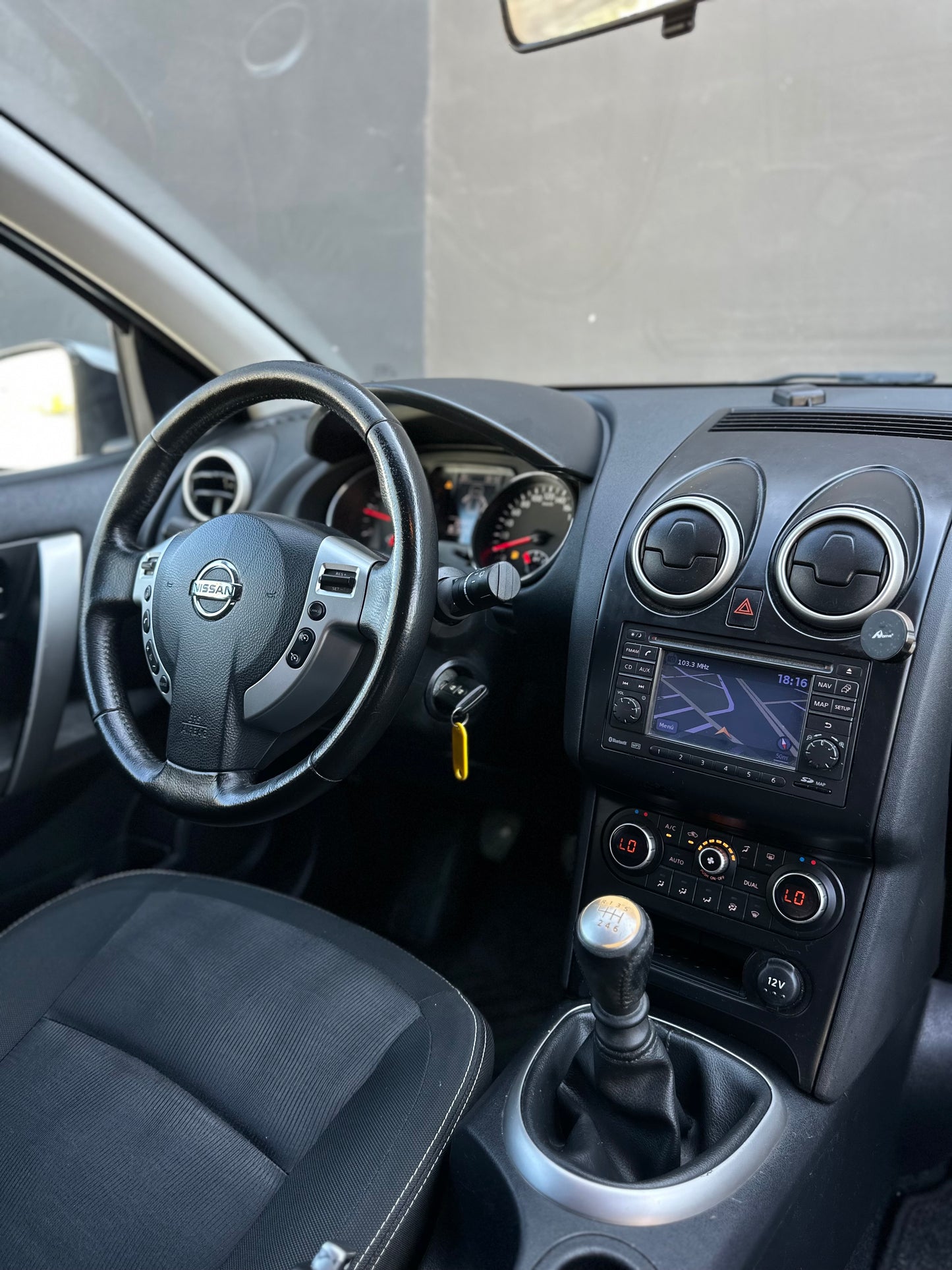 NISSAN QASHQAI