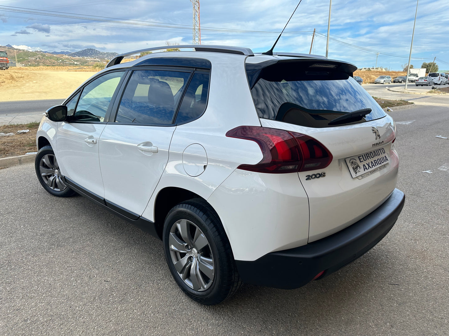 PEUGEOT 2008 Allure 1.6 BlueHDi