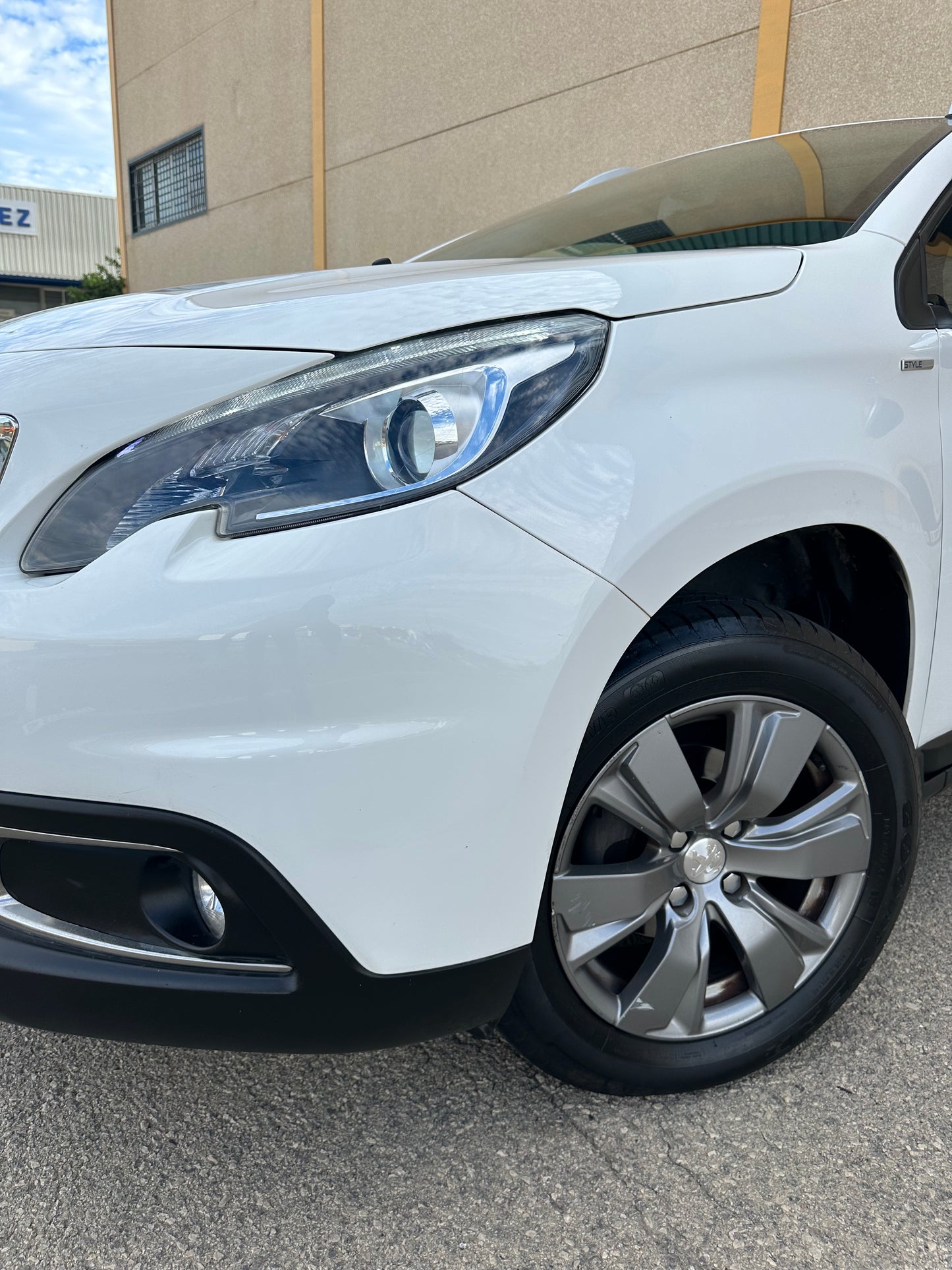 PEUGEOT 2008 Allure 1.6 BlueHDi