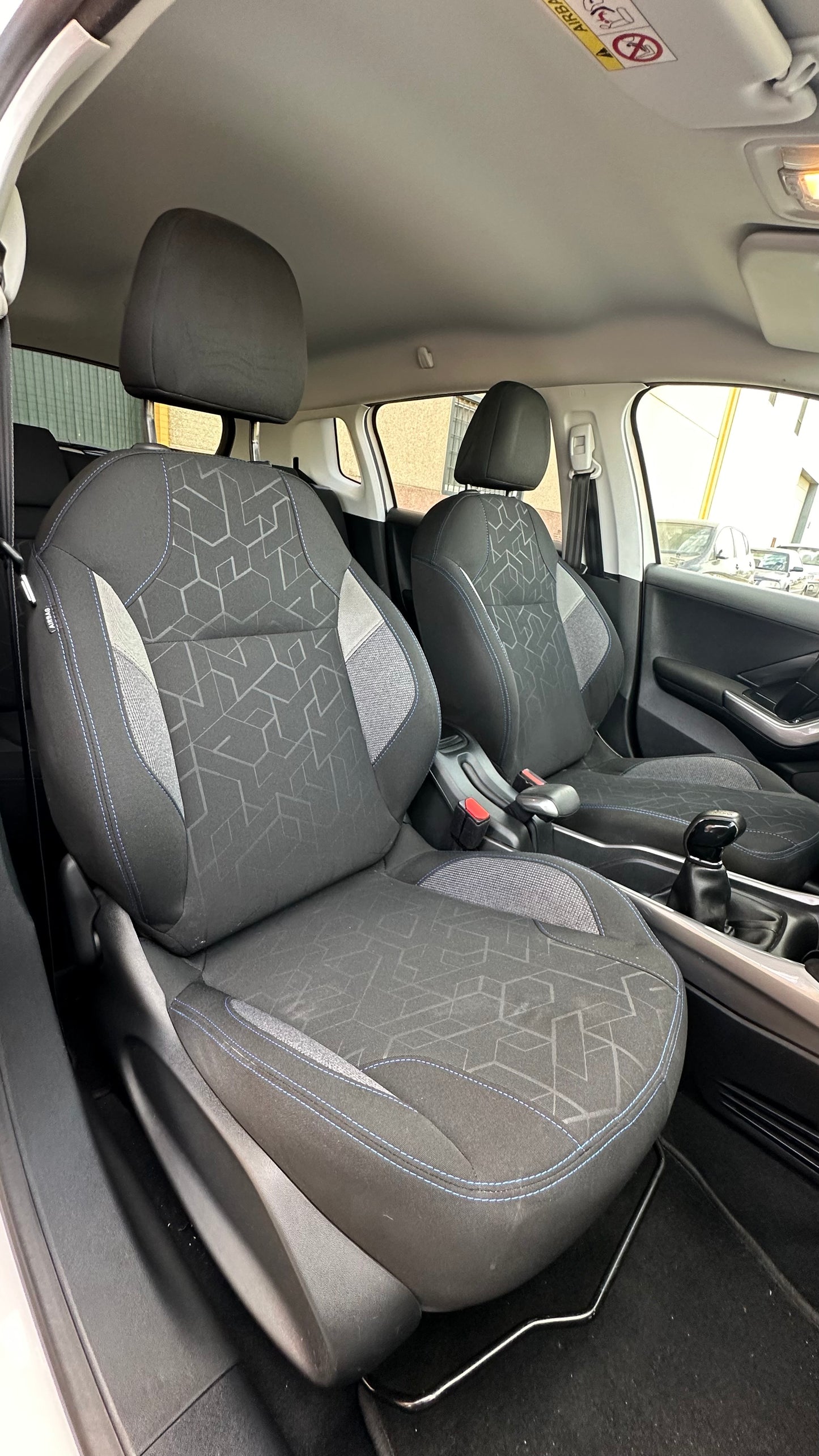 PEUGEOT 2008 Allure 1.6 BlueHDi