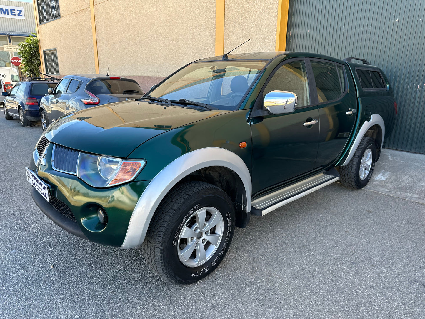 MITSUBISHI L200 PICK-UP 2.5