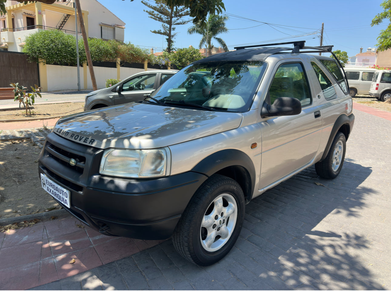 LAND ROVER FREELANDER