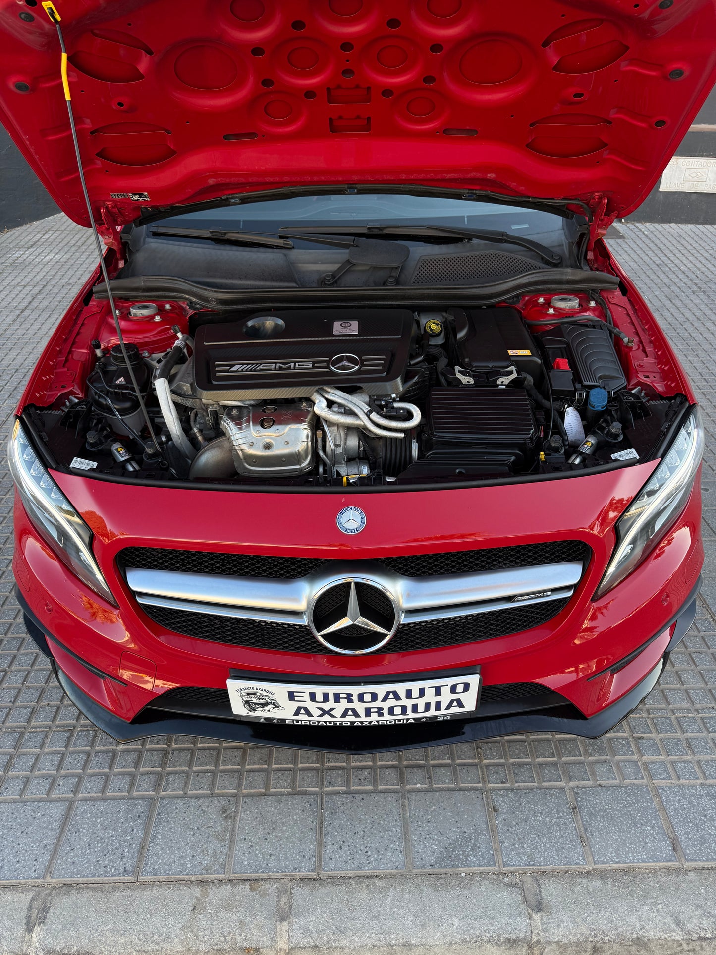 MERCEDES GLA 45 AMG