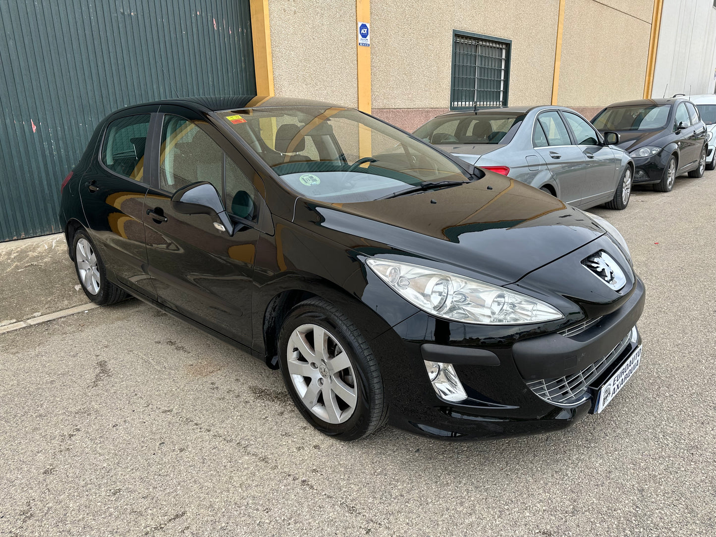 PEUGEOT 308 1.6 HDI