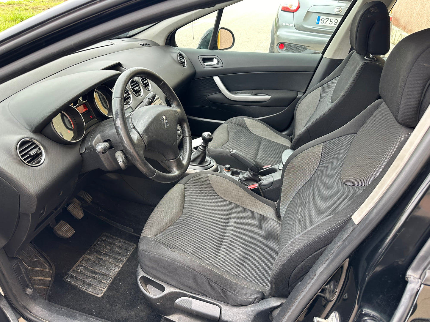 PEUGEOT 308 1.6 HDI