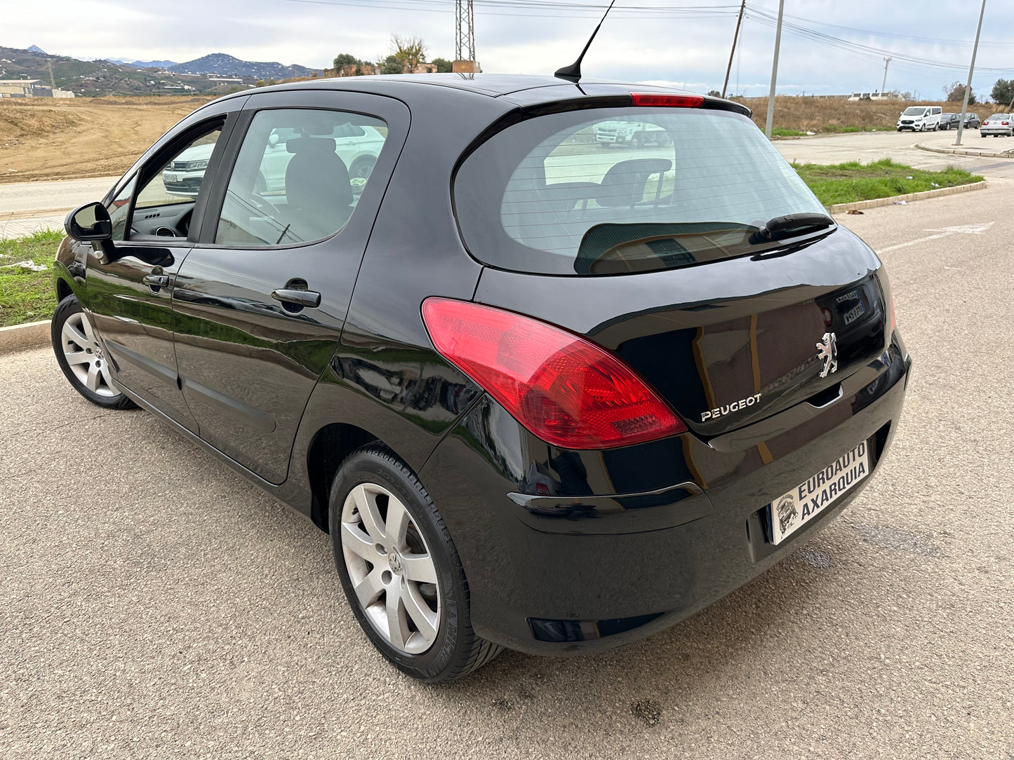 PEUGEOT 308 1.6 HDI
