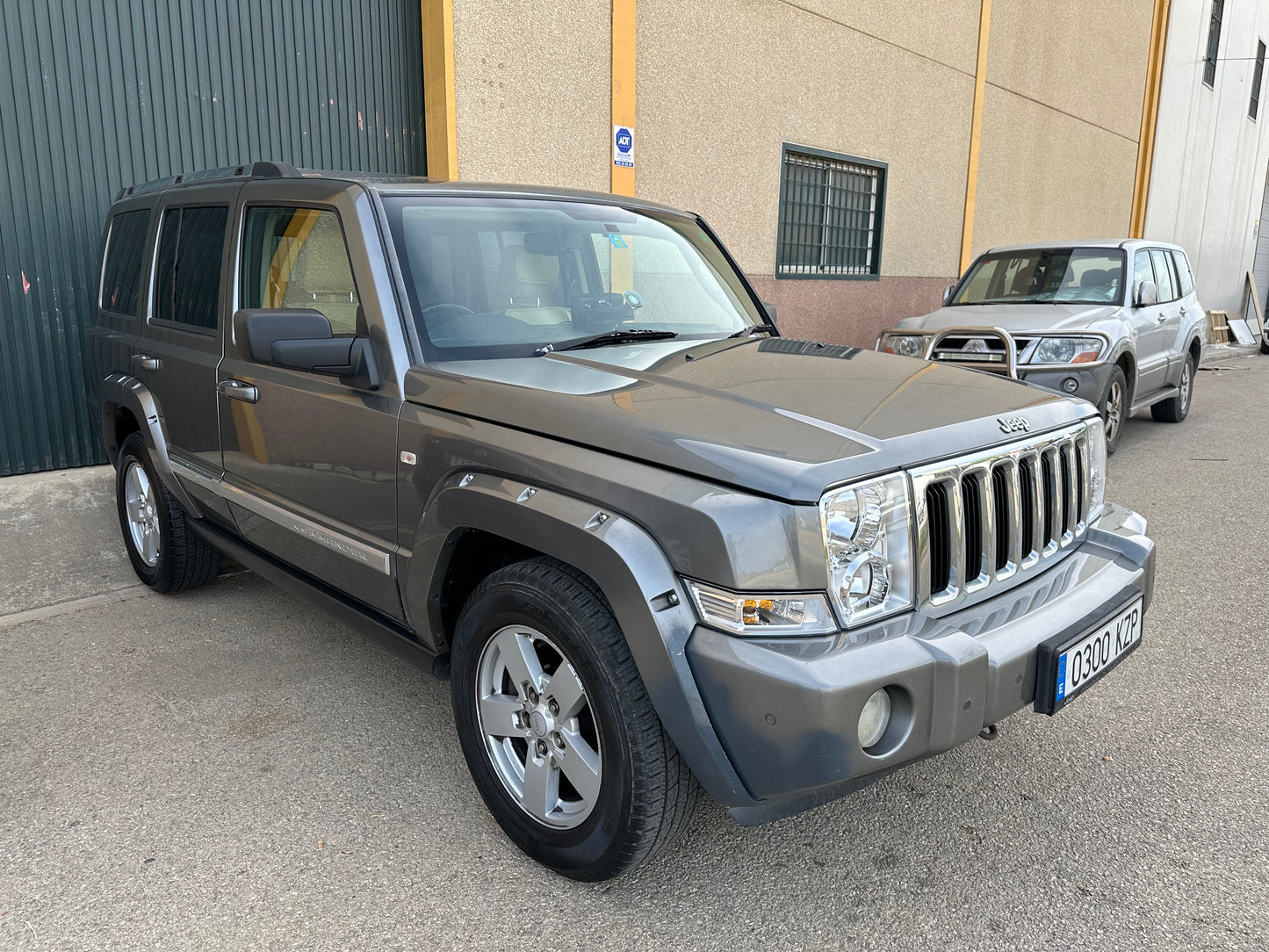 JEEP COMMANDER 3.0CDI V6