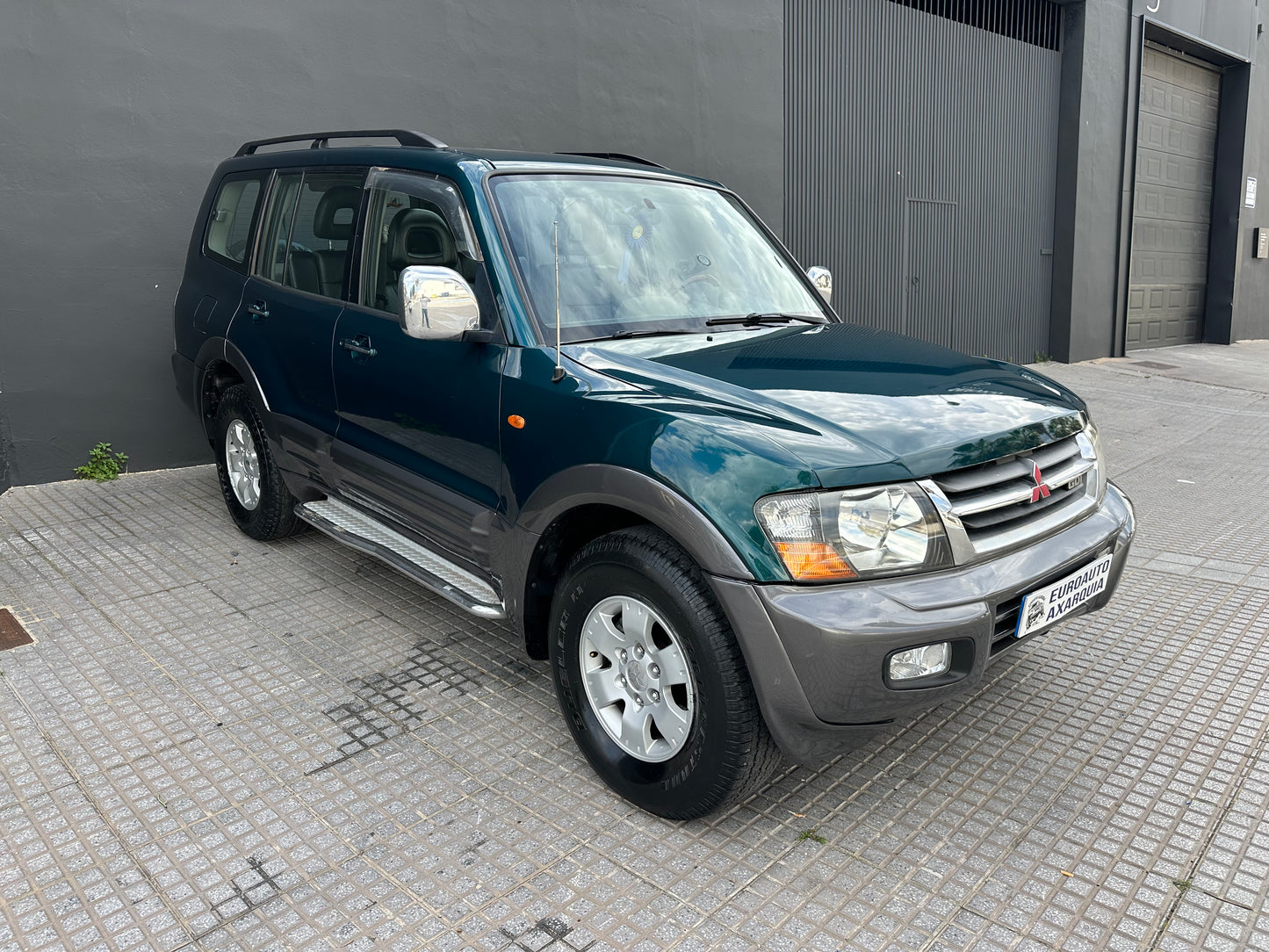 MITSUBISHI MONTERO DID