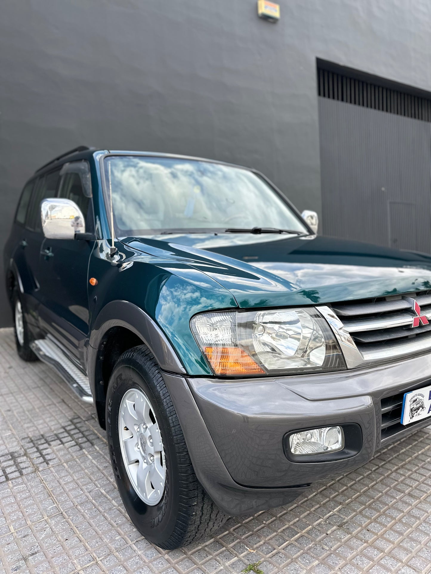 MITSUBISHI MONTERO DID