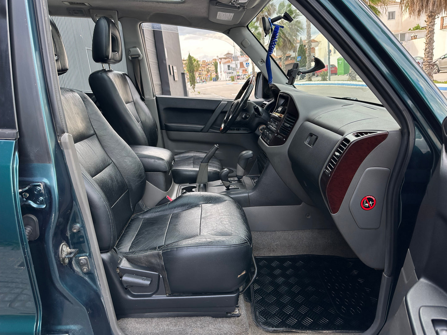 MITSUBISHI MONTERO DID