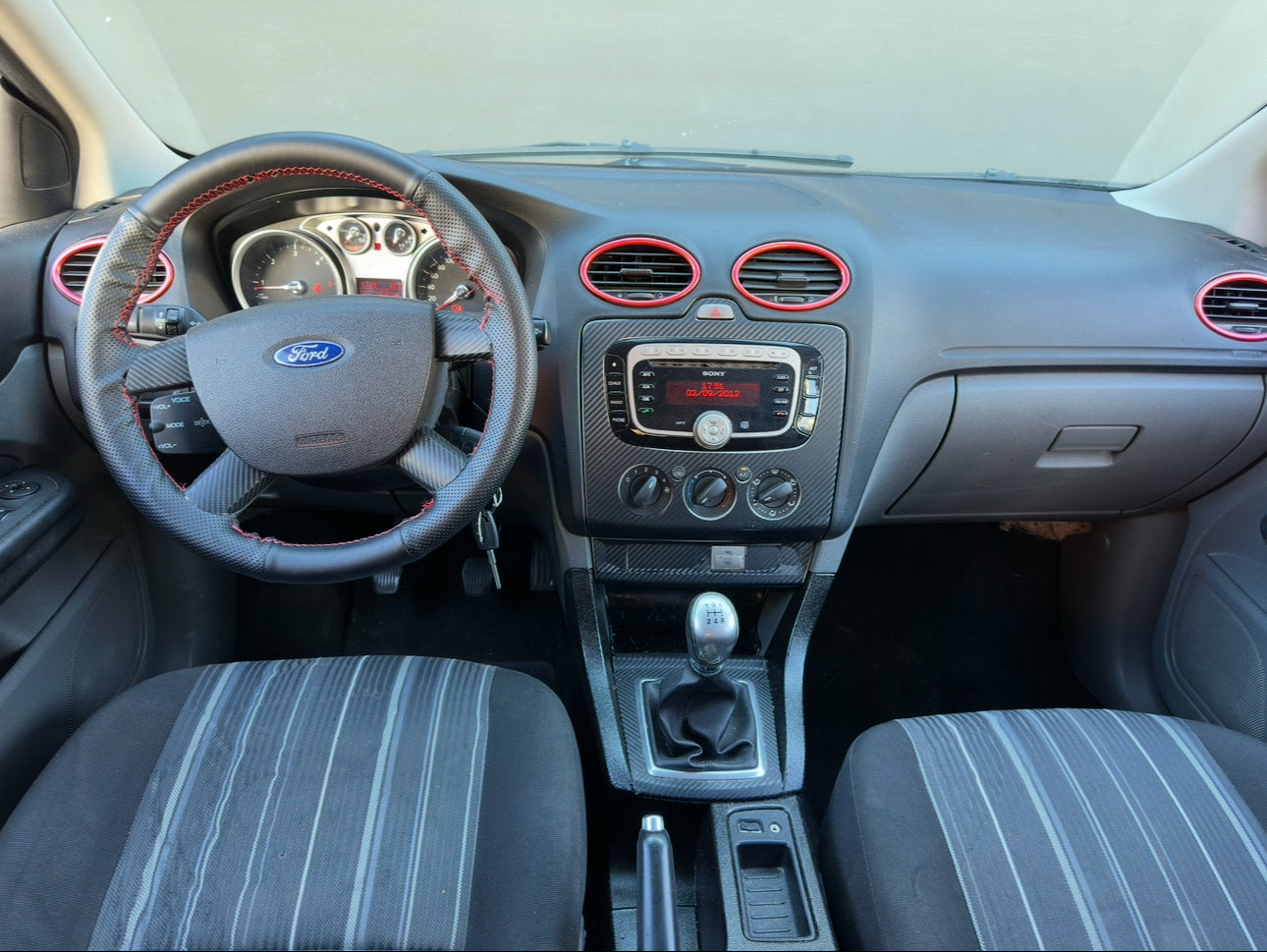 FORD FOCUS