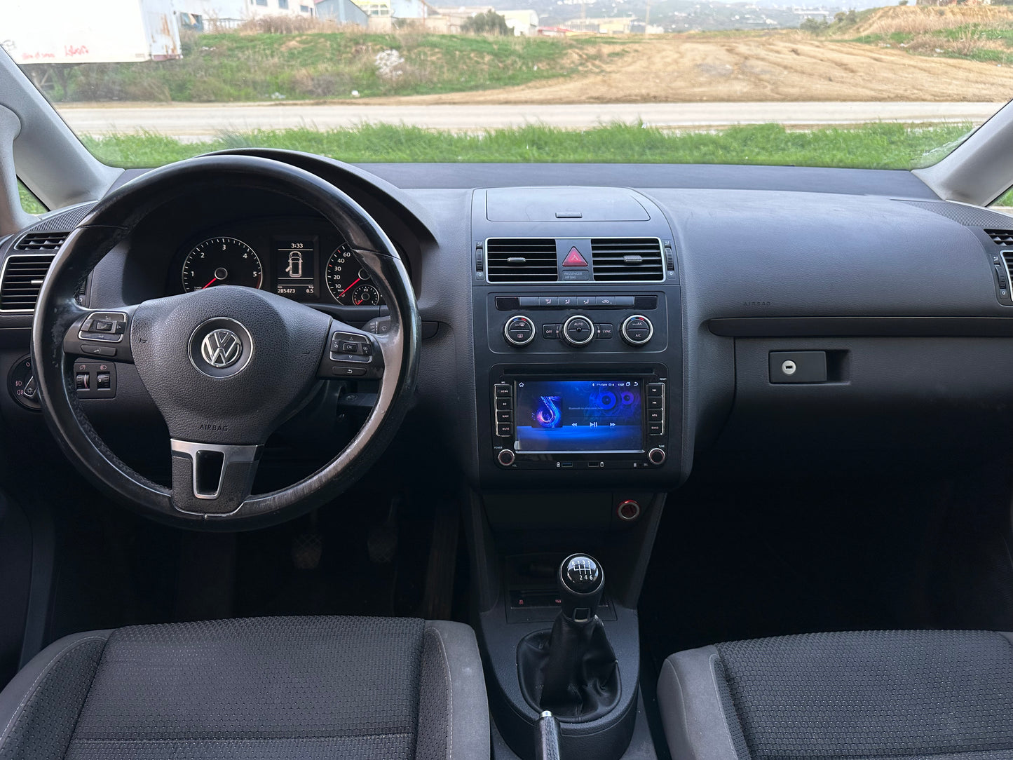 VOLKSWAGEN TOURAN 1.6 TDI 7 PLAZAS