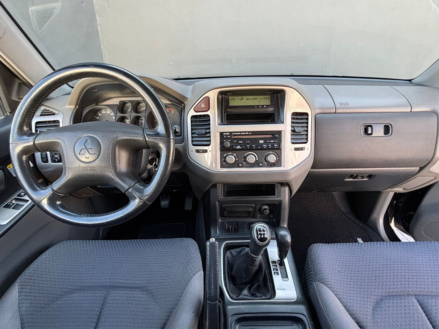 MITSUBISHI MONTERO DID