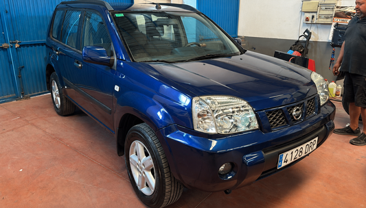 NISSAN X-TRAIL 4X4