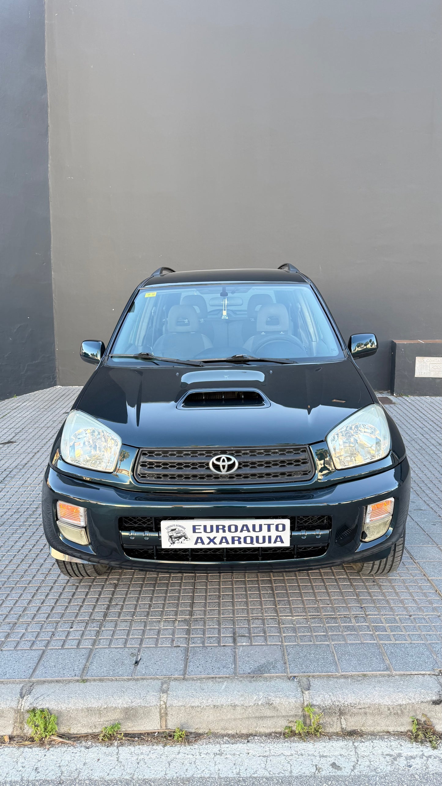 TOYOTA RAV-4