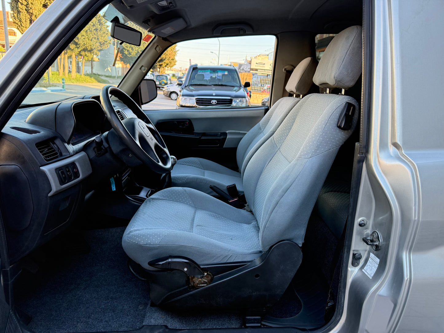 MITSUBISHI MONTERO IO