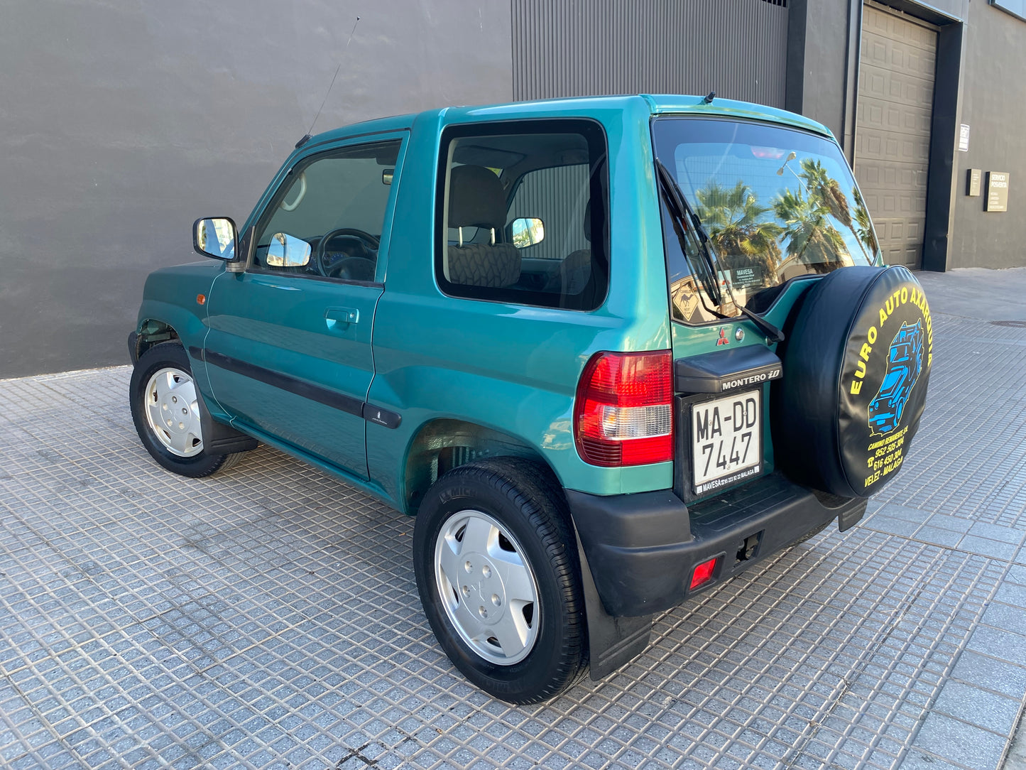 MITSUBISHI MONTERO IO