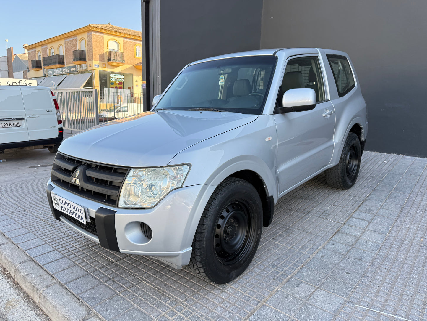 MITSUBISHI MONTERO DID