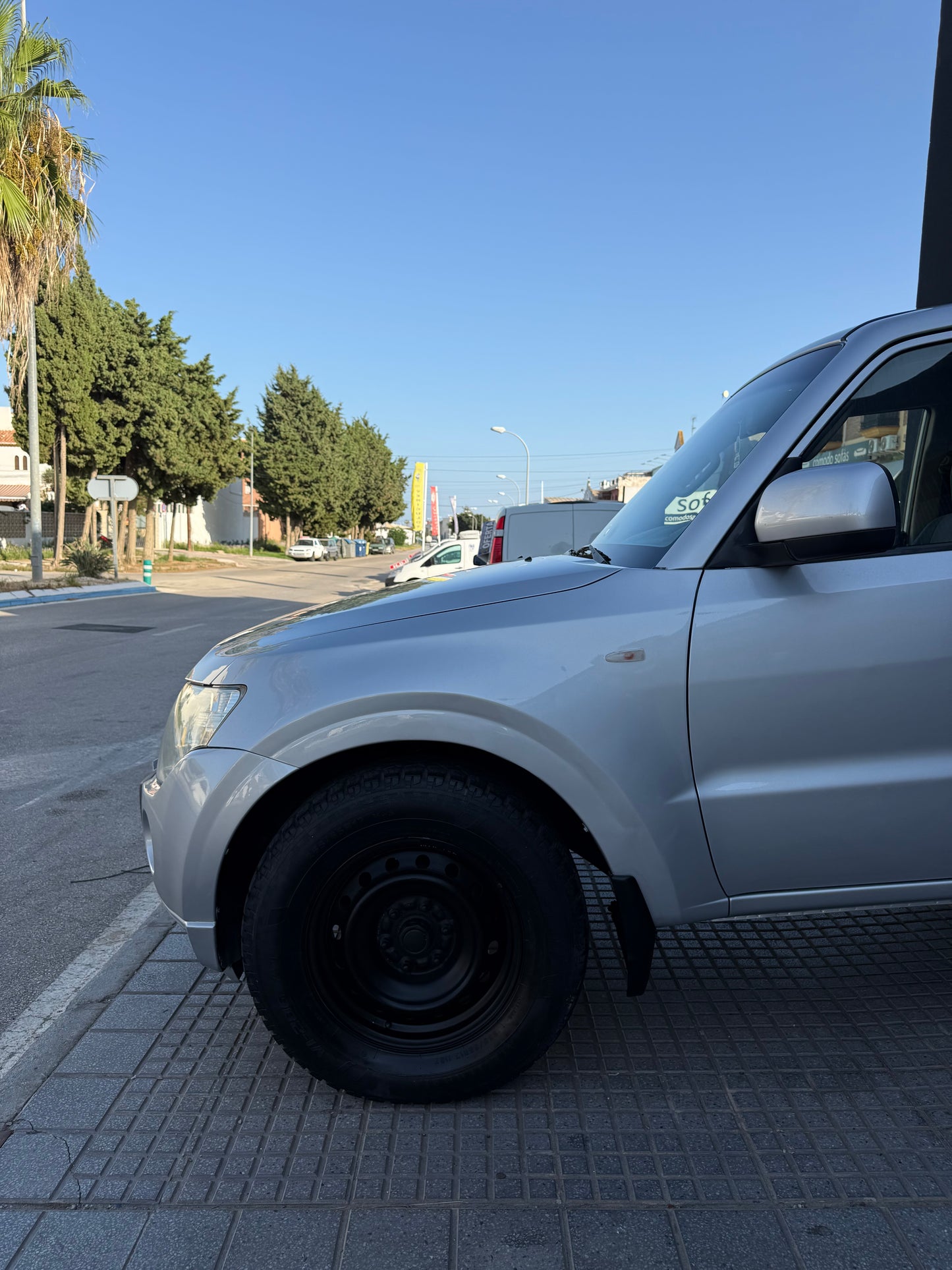 MITSUBISHI MONTERO DID