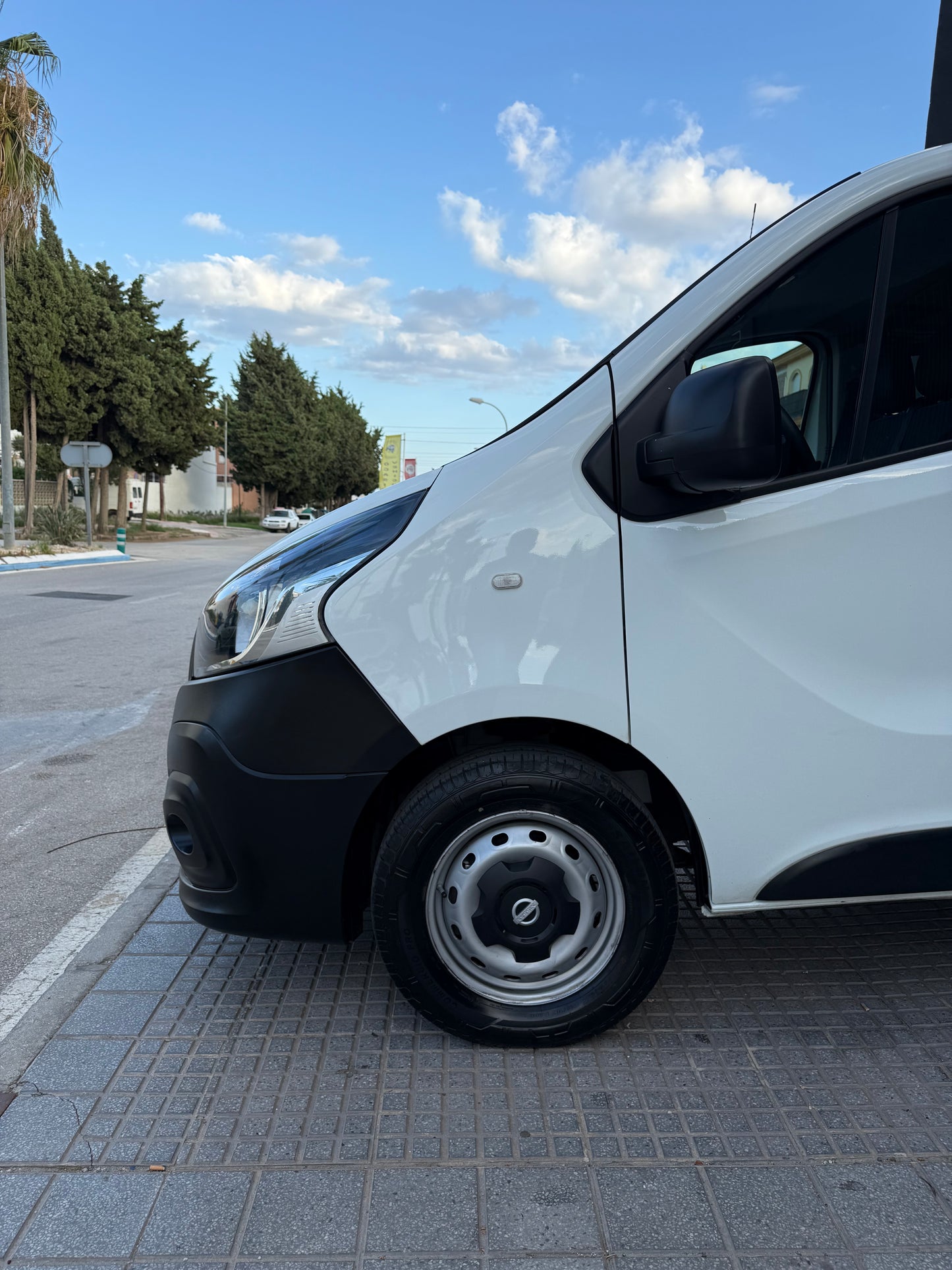 NISSAN NV300 6 PLAZAS
