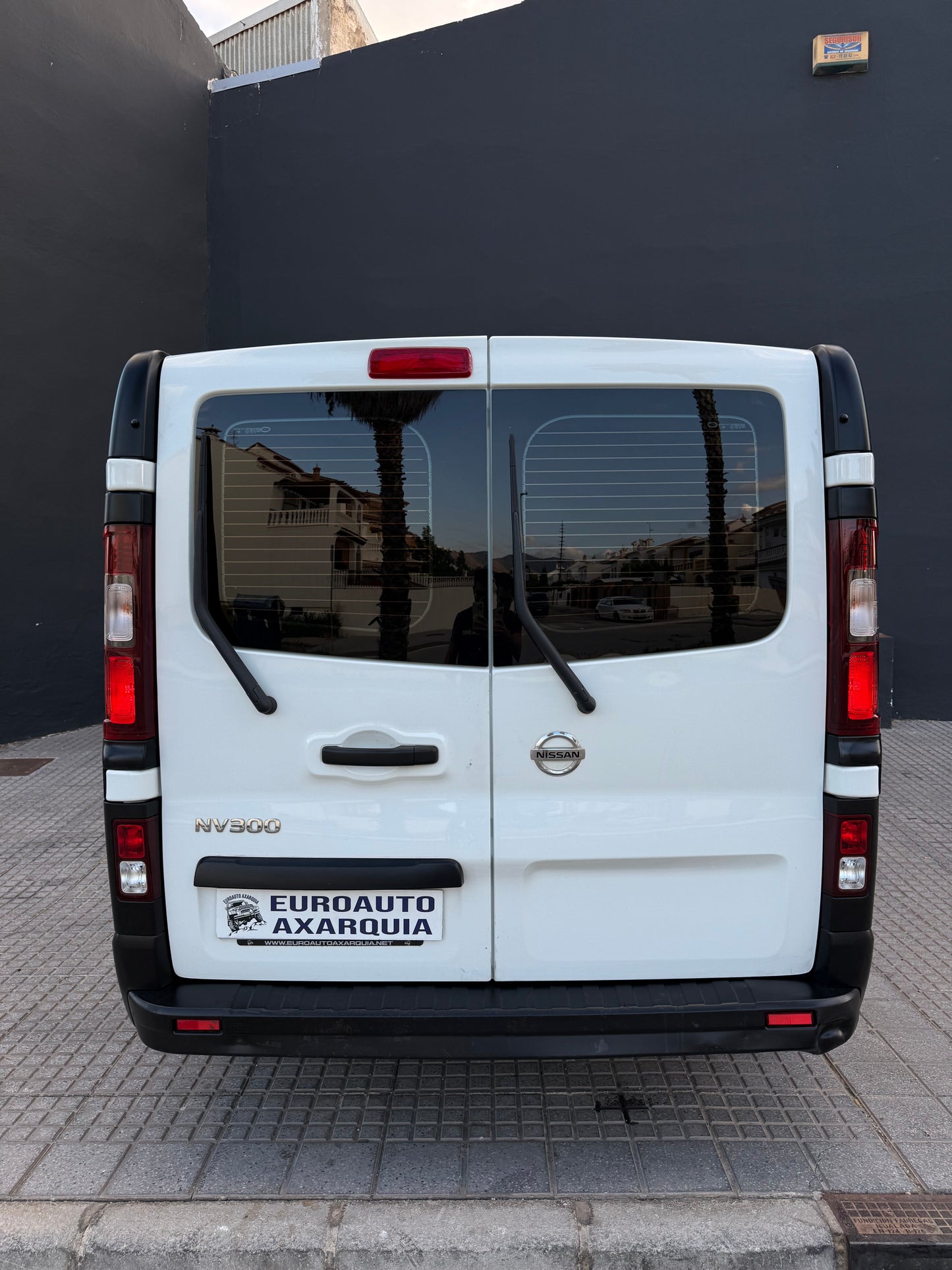 NISSAN NV300 6 PLAZAS