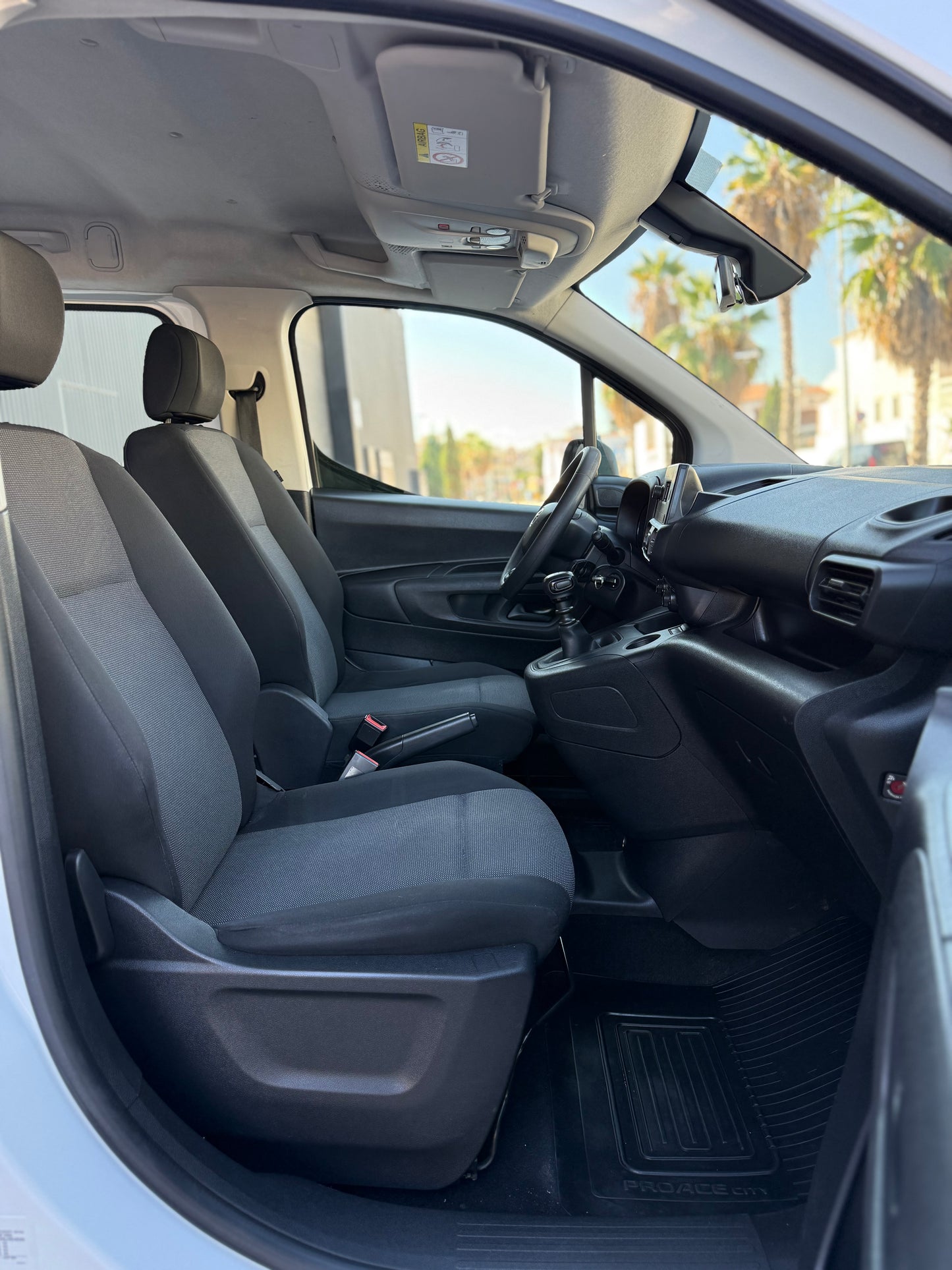 TOYOTA PROACE CITY