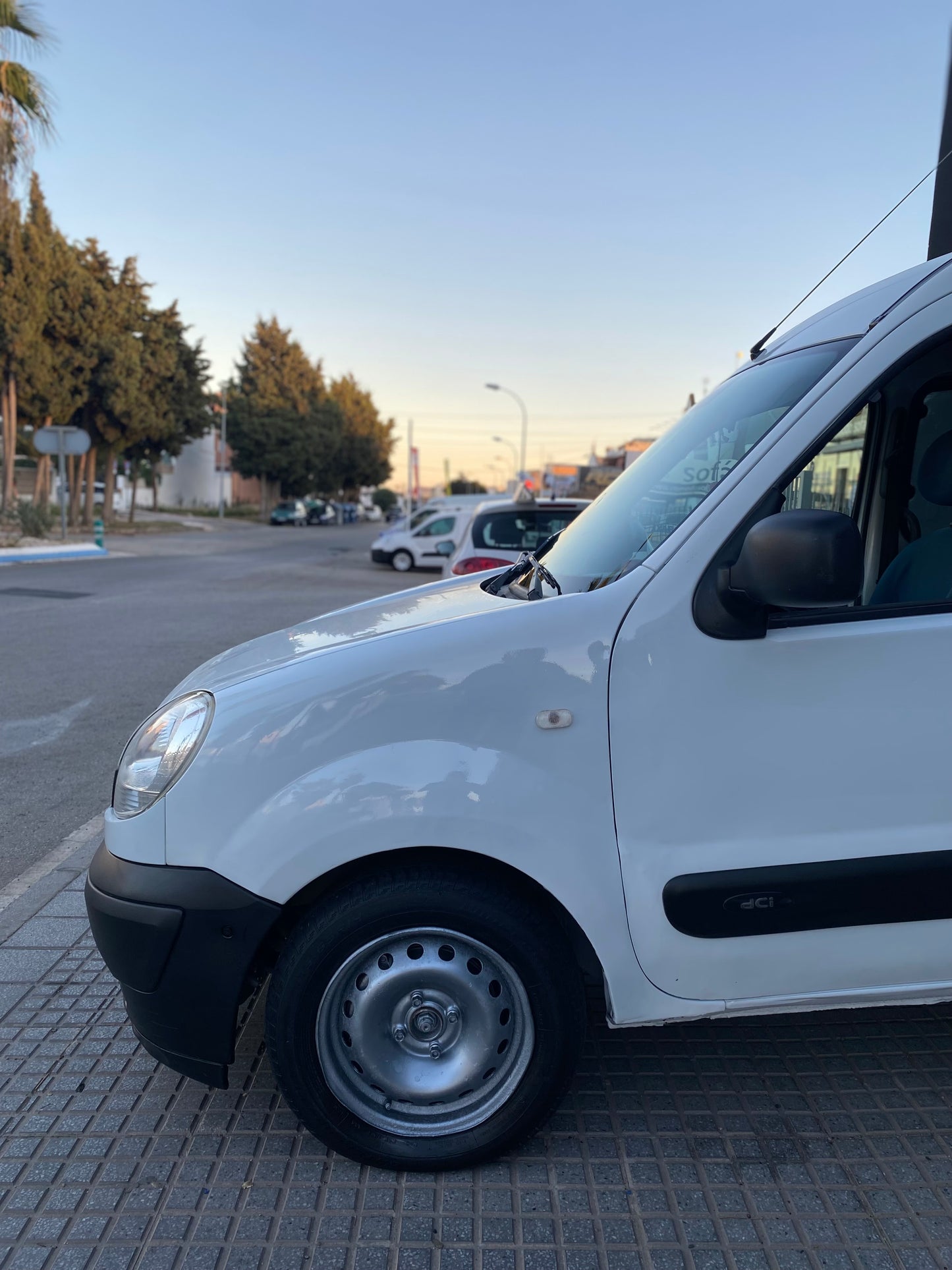 RENAULT KANGOO